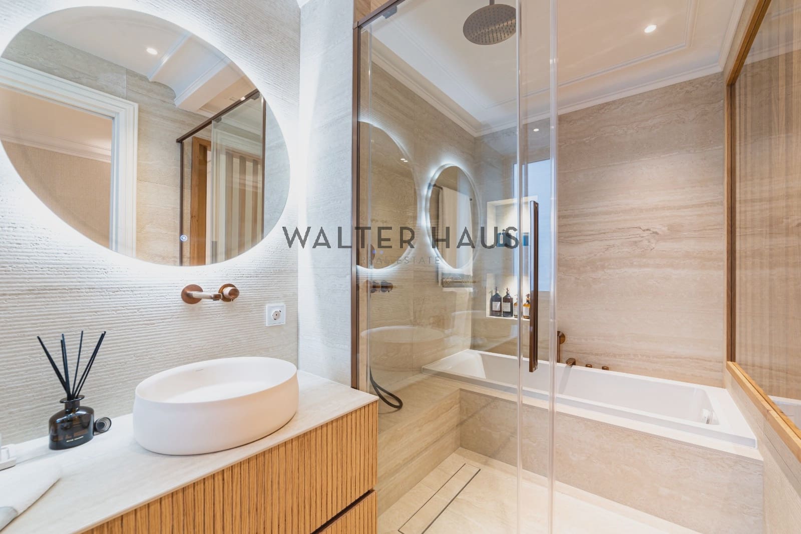 3 makuuhuone Asunto myytävänä paikassa Madrid kaupunki - 2 995 000 € (Ref: 9558974)