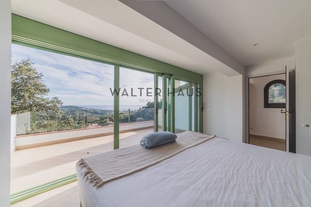 5 soveværelse Villa til salg i Platja d'Aro, Castell-Platja d'Aro med swimmingpool - € 865.000 (Ref: 9559497)