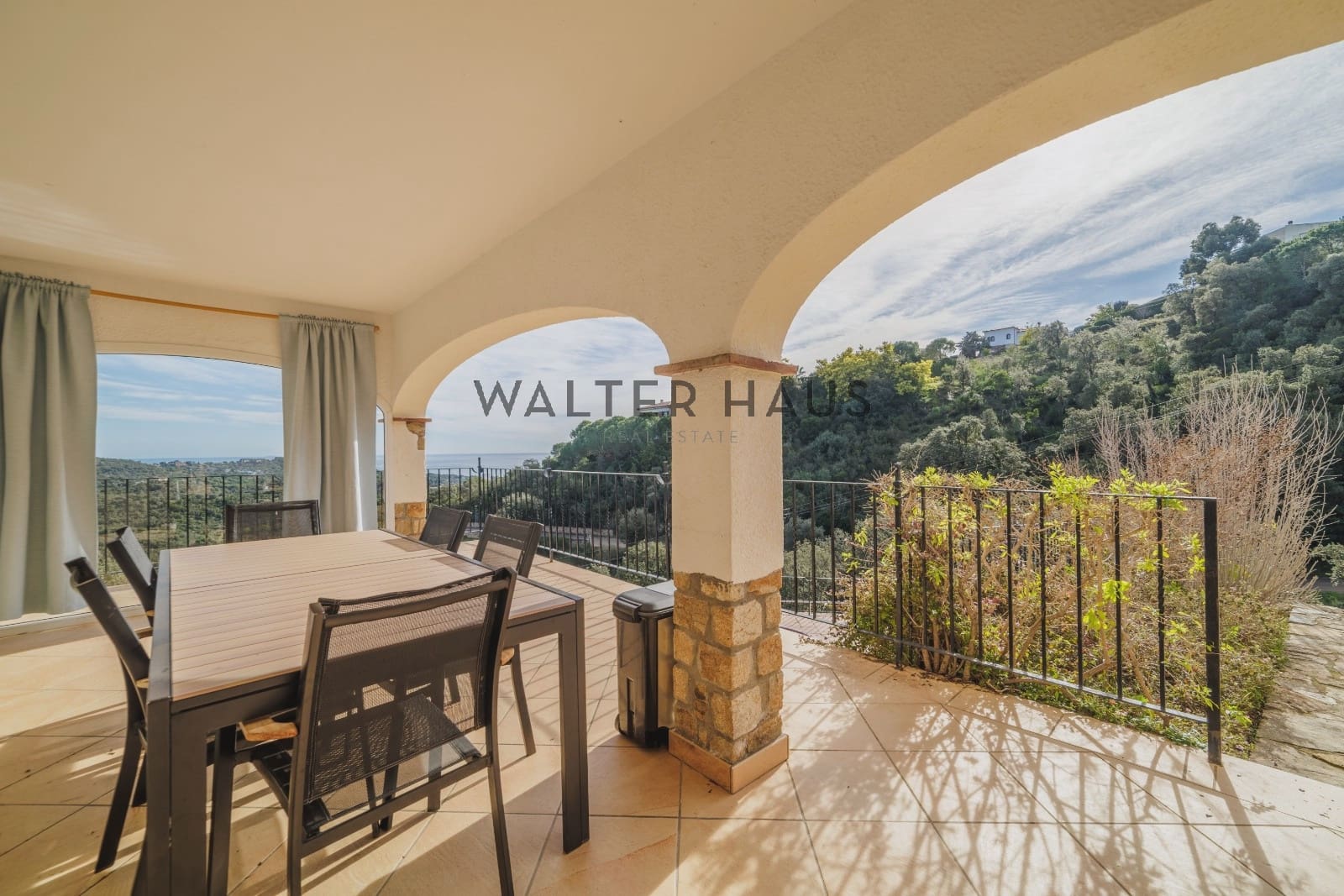 5 soveværelse Villa til salg i Platja d'Aro med swimmingpool - € 865.000 (Ref: 9559497)