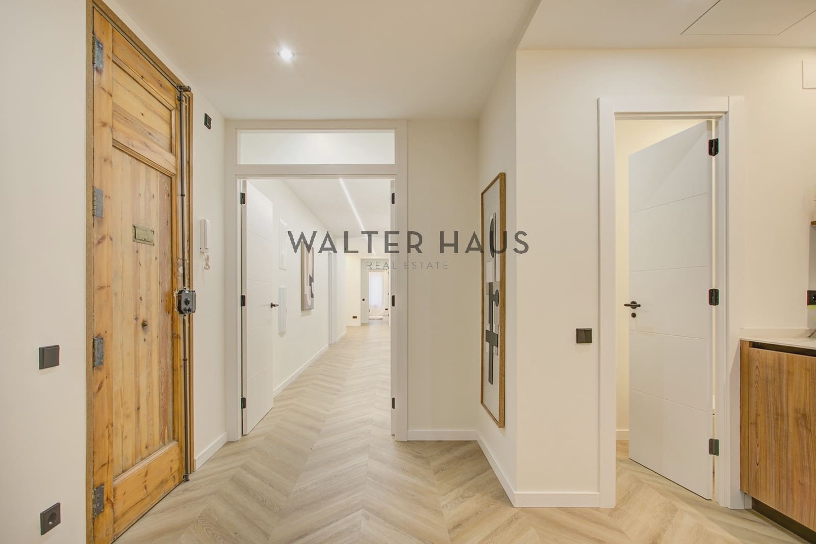 5 soveværelse Lejlighed til salg i Barcelona by - € 1.549.000 (Ref: 9569487)