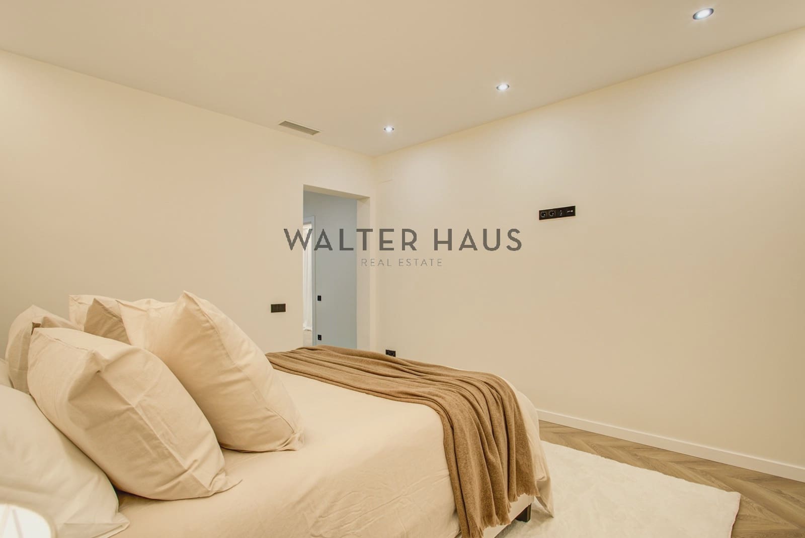 5 soveværelse Lejlighed til salg i Barcelona by - € 1.549.000 (Ref: 9569487)