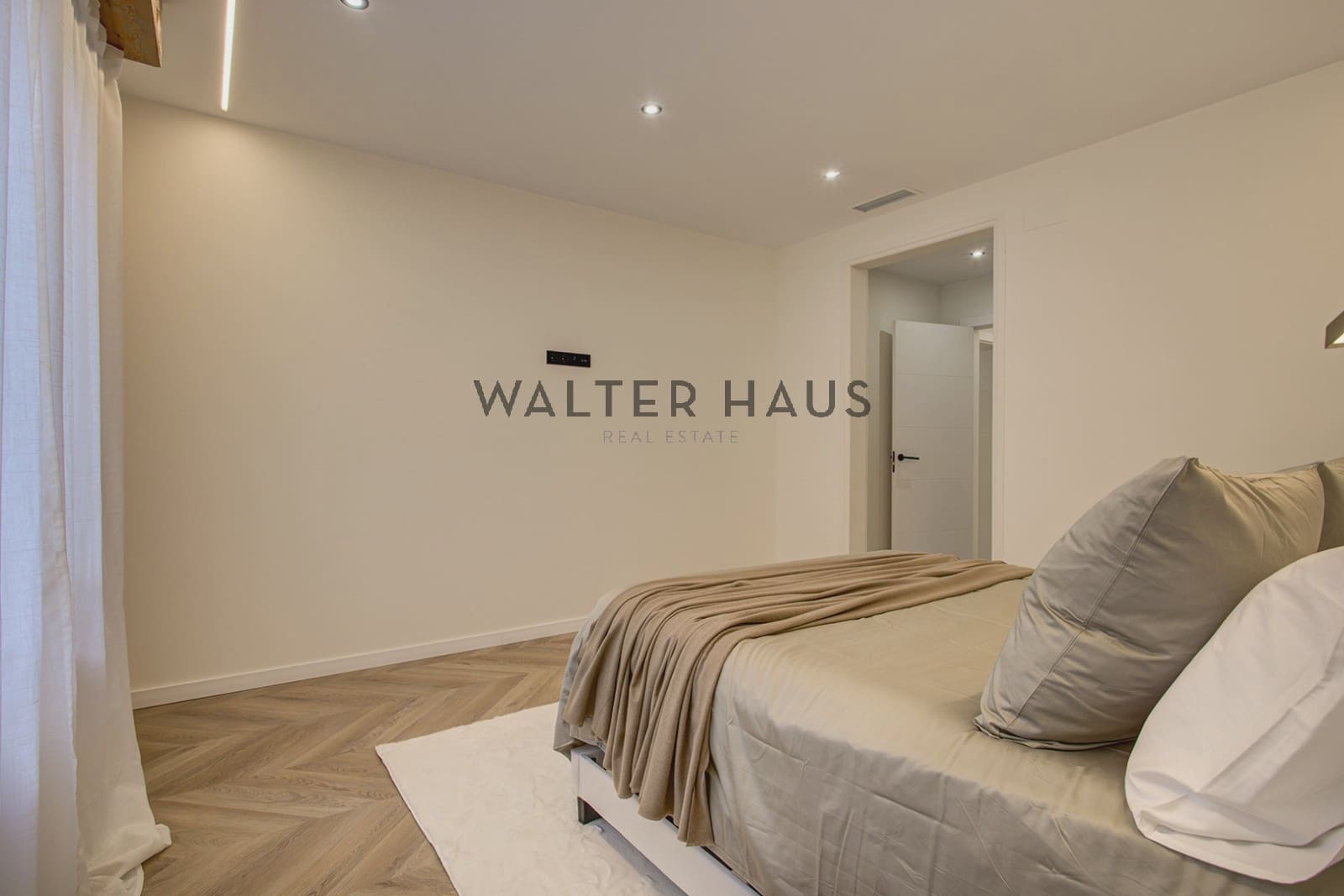 5 soveværelse Lejlighed til salg i Barcelona by - € 1.549.000 (Ref: 9569487)