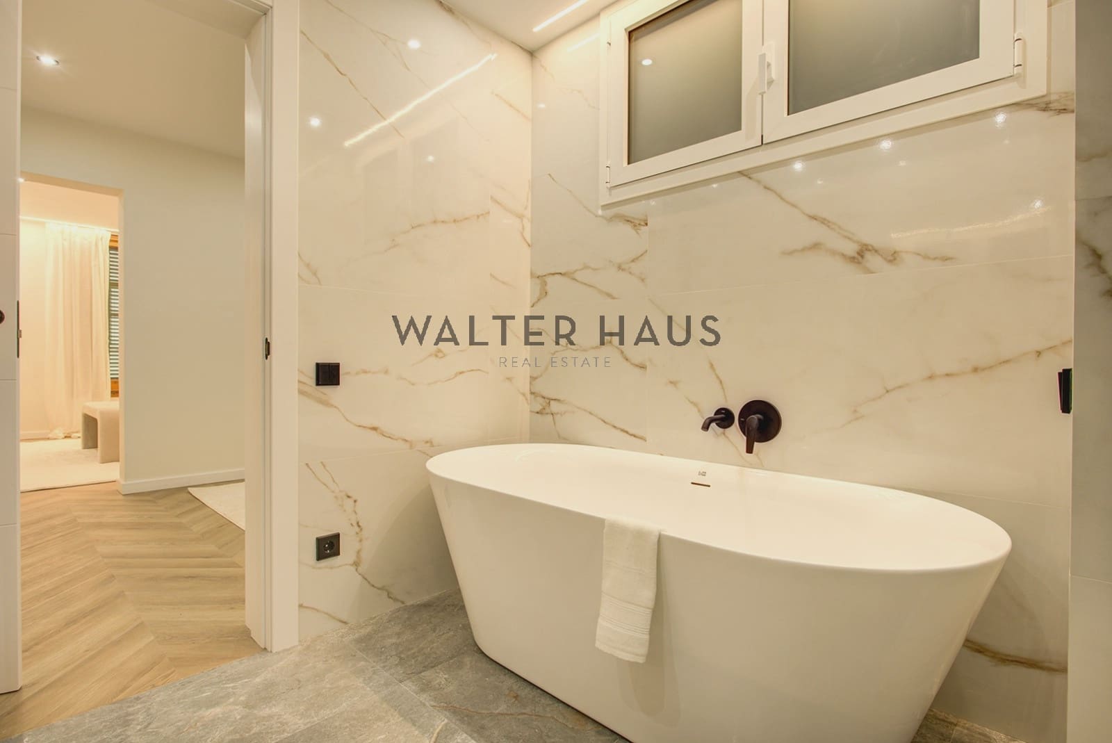 5 soveværelse Lejlighed til salg i Barcelona by - € 1.549.000 (Ref: 9569487)