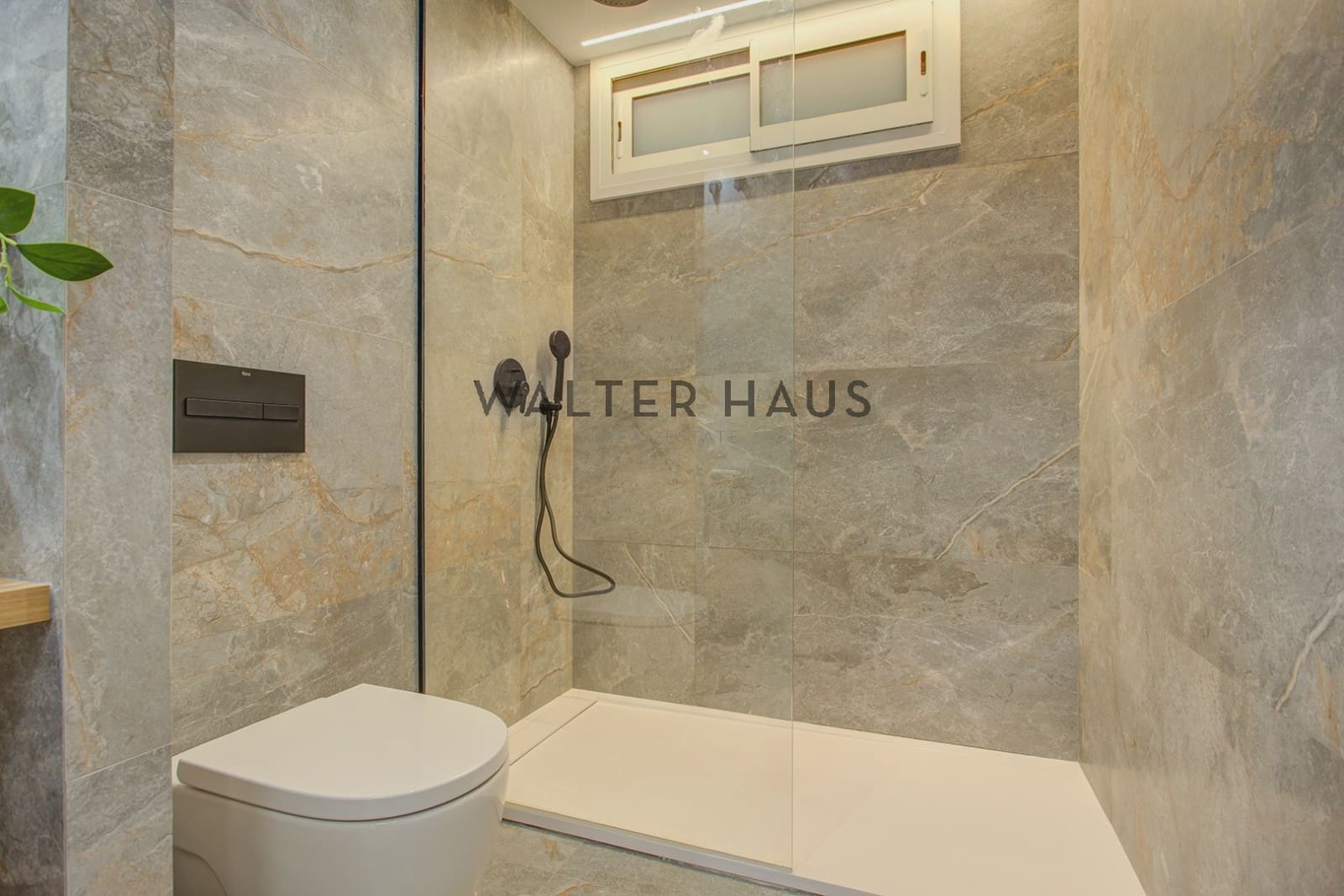 5 soveværelse Lejlighed til salg i Barcelona by - € 1.549.000 (Ref: 9569487)