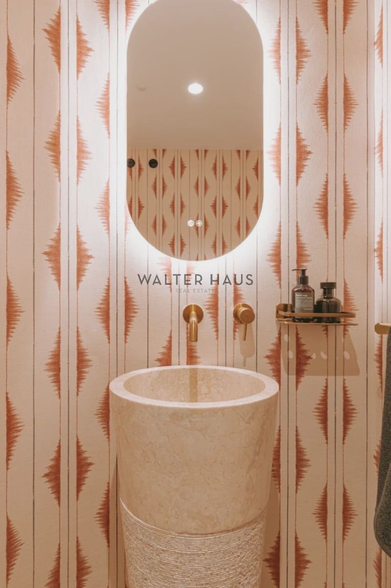 Piso de 3 habitaciones en Madrid ciudad en venta - 2.210.000 € (Ref: 9570205)