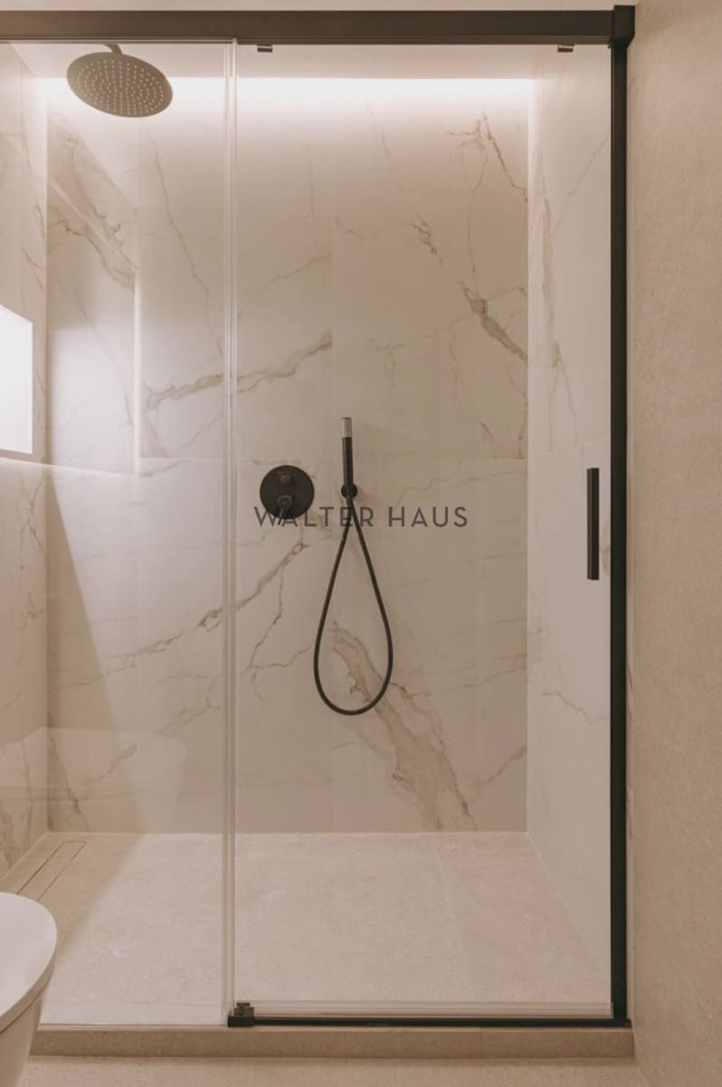 Piso de 3 habitaciones en Madrid ciudad en venta - 2.210.000 € (Ref: 9570205)