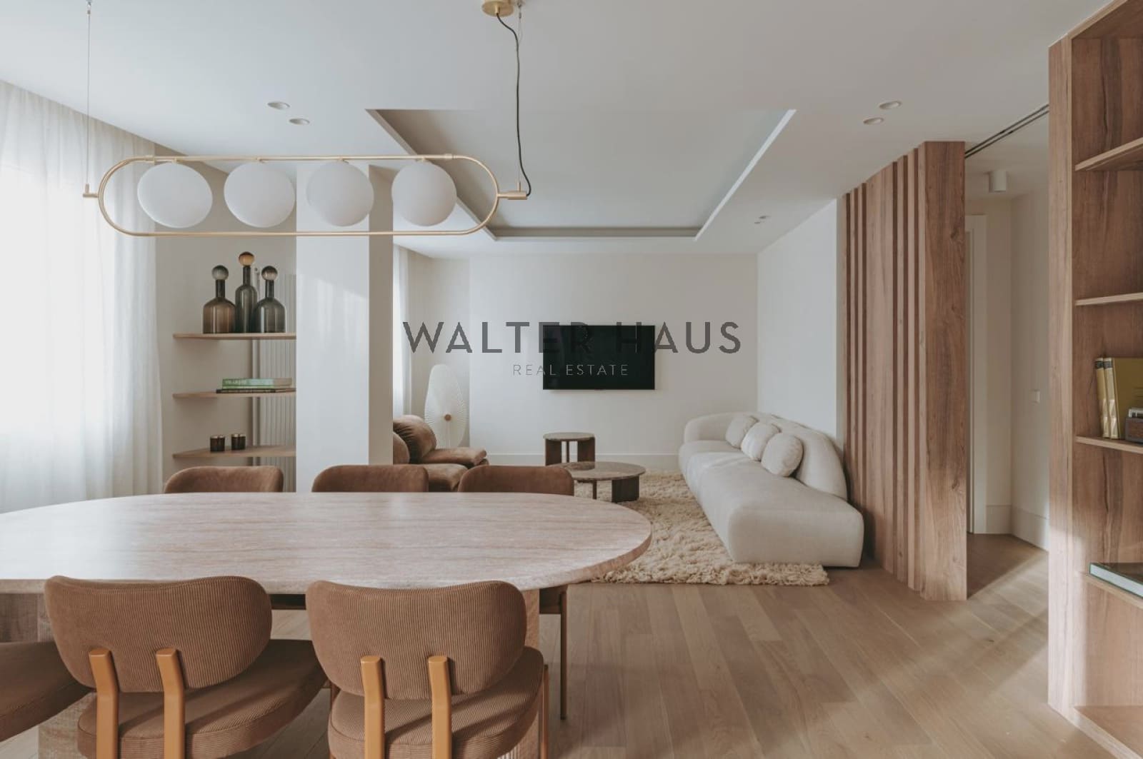 Piso de 3 habitaciones en Madrid ciudad en venta - 2.210.000 € (Ref: 9570205)