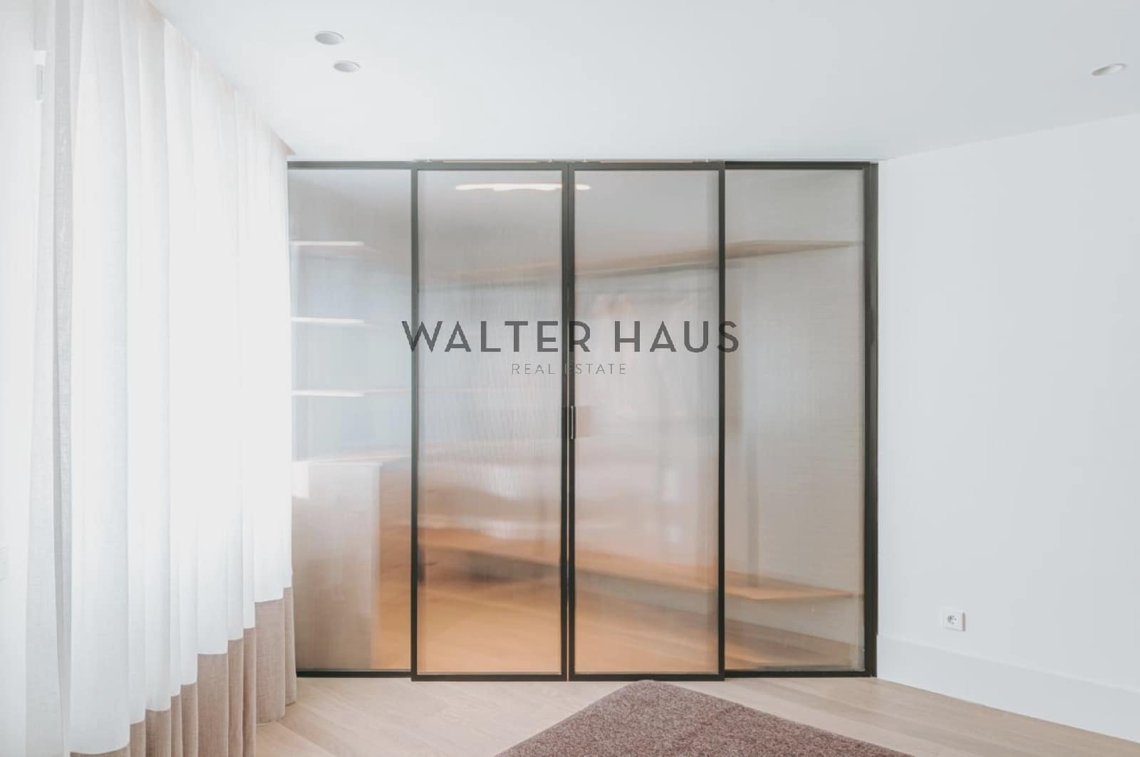 Piso de 3 habitaciones en Madrid ciudad en venta - 2.210.000 € (Ref: 9570205)