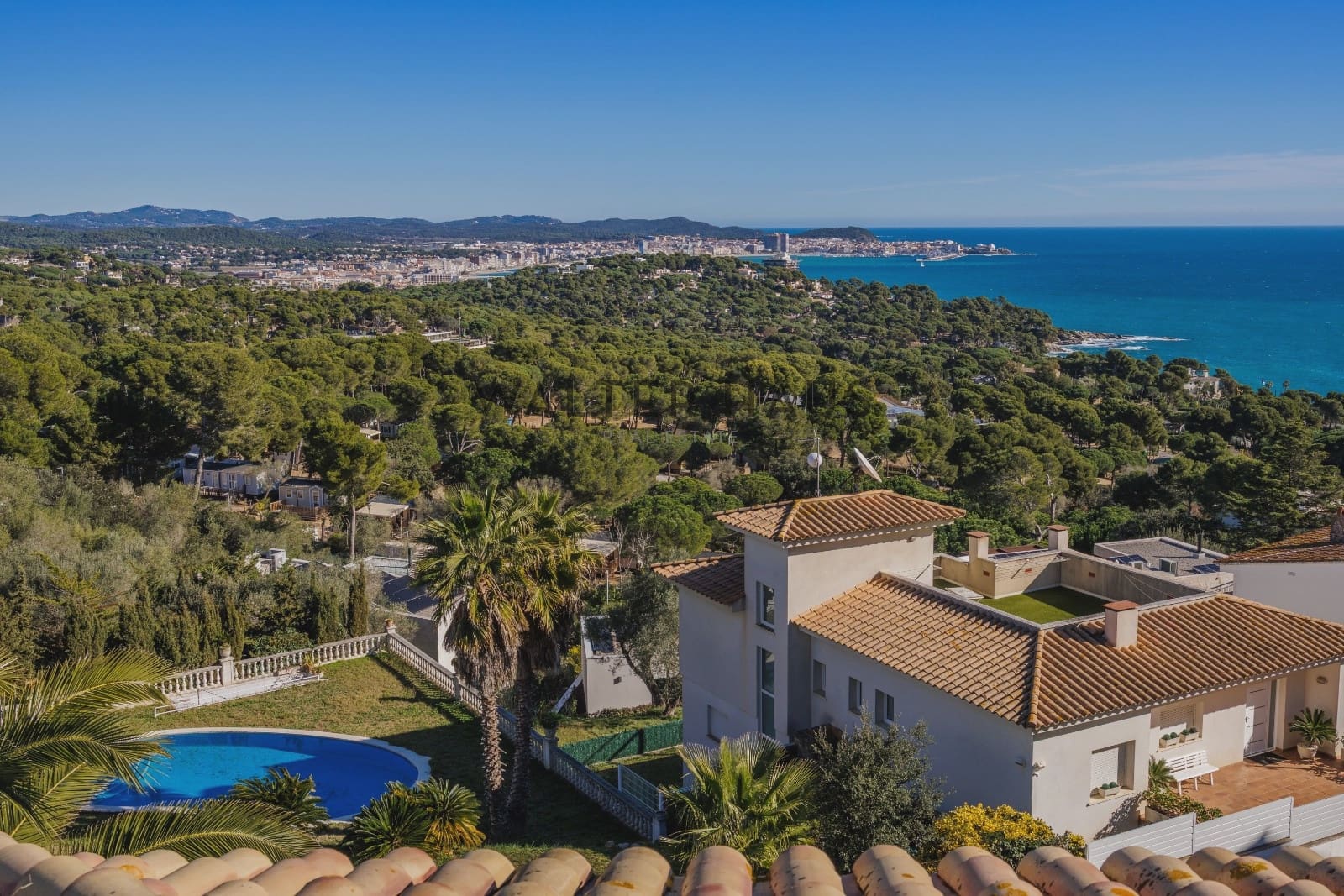 Chalet de 7 habitaciones en Calonge i Sant Antoni en venta con piscina - 1.300.000 € (Ref: 9598363)