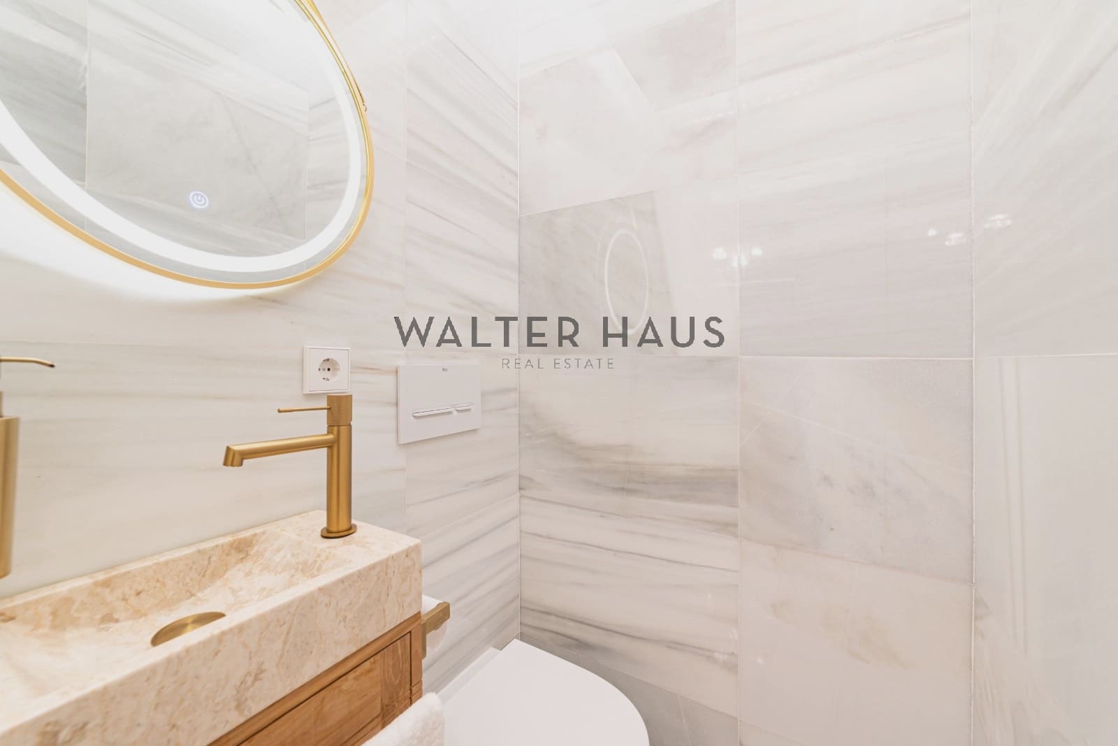 4 makuuhuone Asunto myytävänä paikassa Madrid kaupunki - 1 649 000 € (Ref: 9598364)