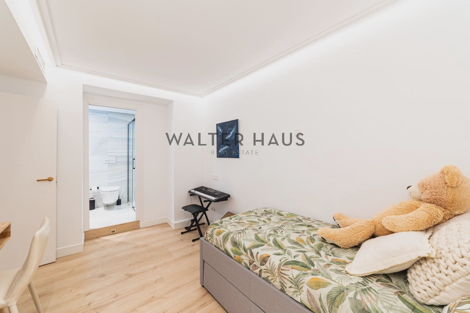 4 makuuhuone Asunto myytävänä paikassa Madrid kaupunki - 1 649 000 € (Ref: 9598364)