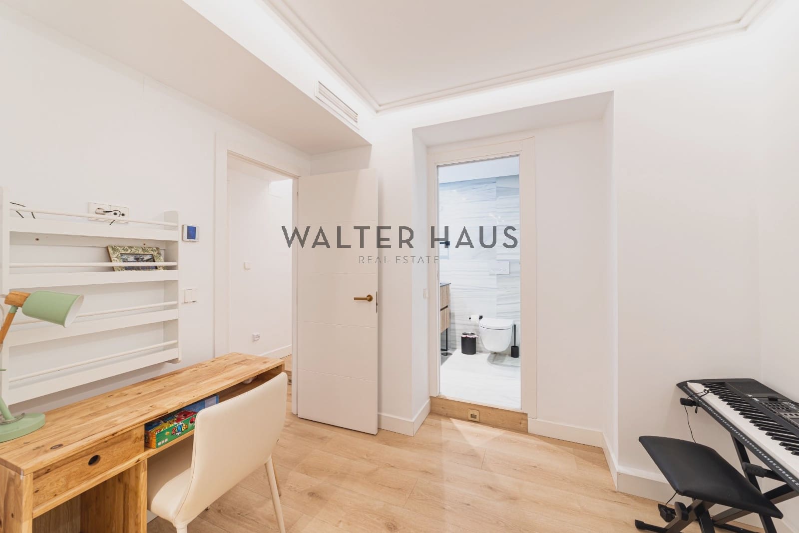 4 makuuhuone Asunto myytävänä paikassa Madrid kaupunki - 1 649 000 € (Ref: 9598364)