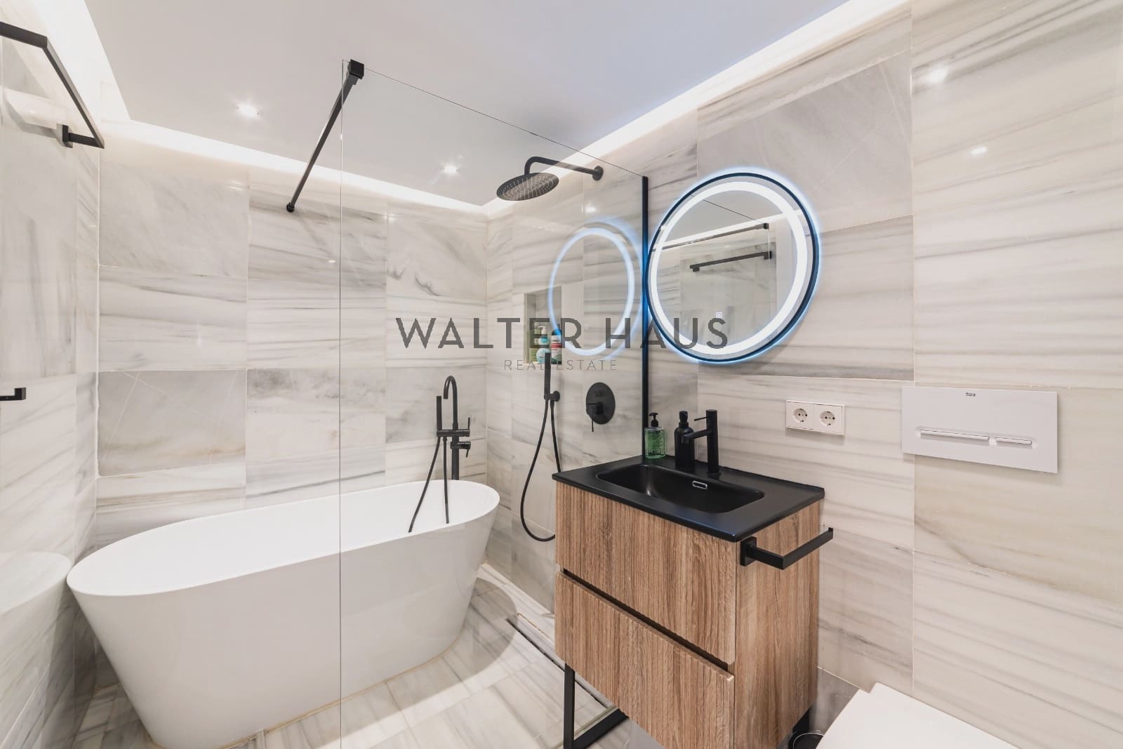 4 makuuhuone Asunto myytävänä paikassa Madrid kaupunki - 1 649 000 € (Ref: 9598364)