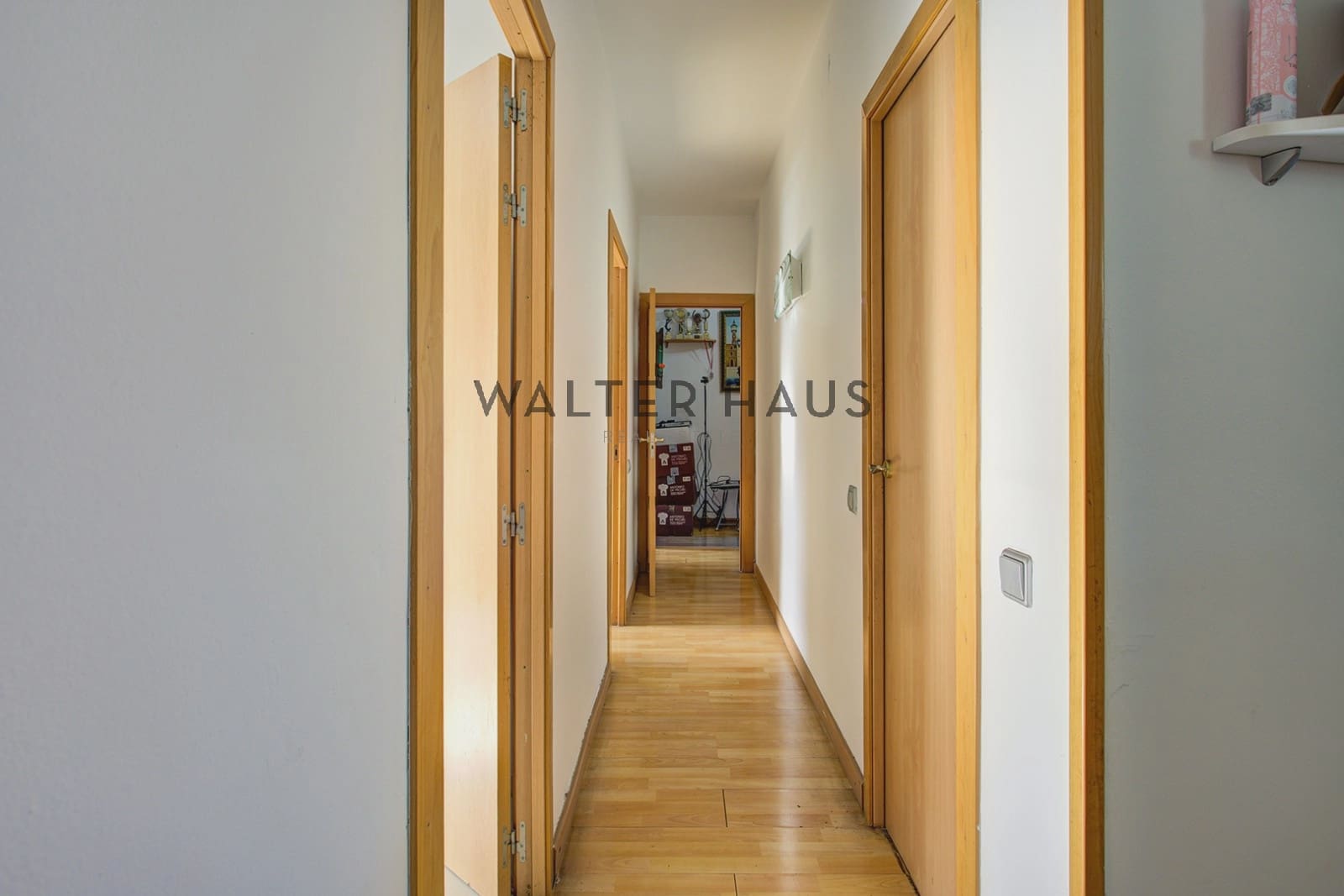 3 bedroom Flat for sale in Barcelona city - € 480,000 (Ref: 9605453)