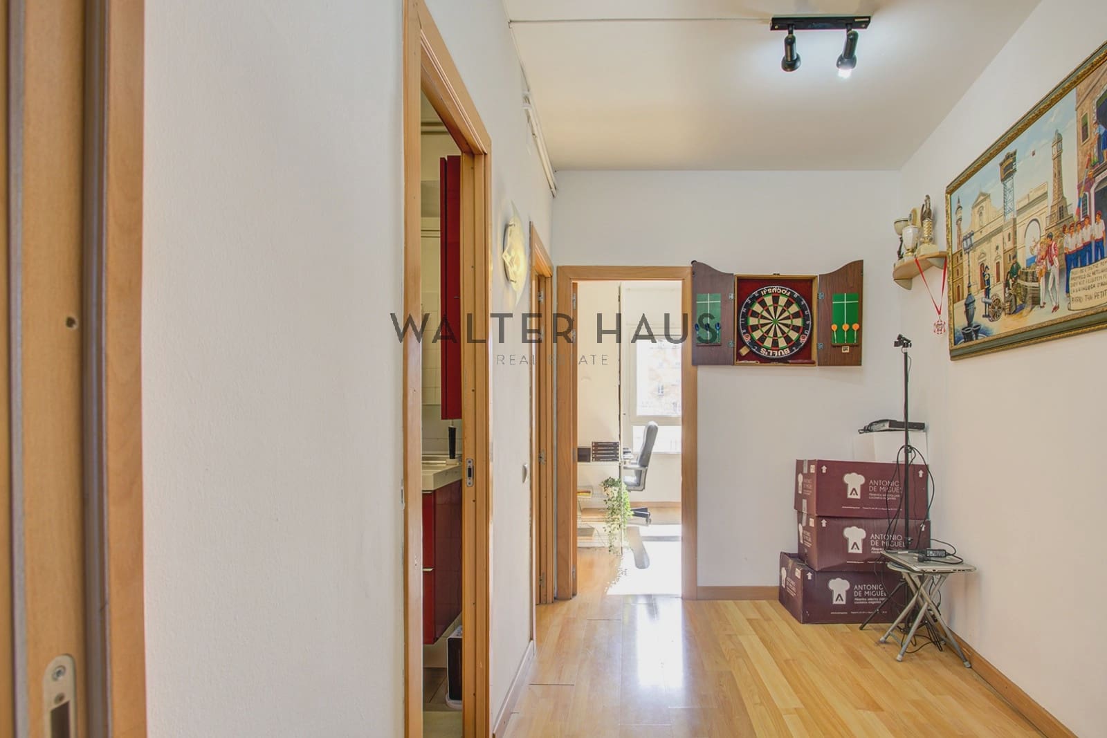 3 bedroom Flat for sale in Barcelona city - € 480,000 (Ref: 9605453)