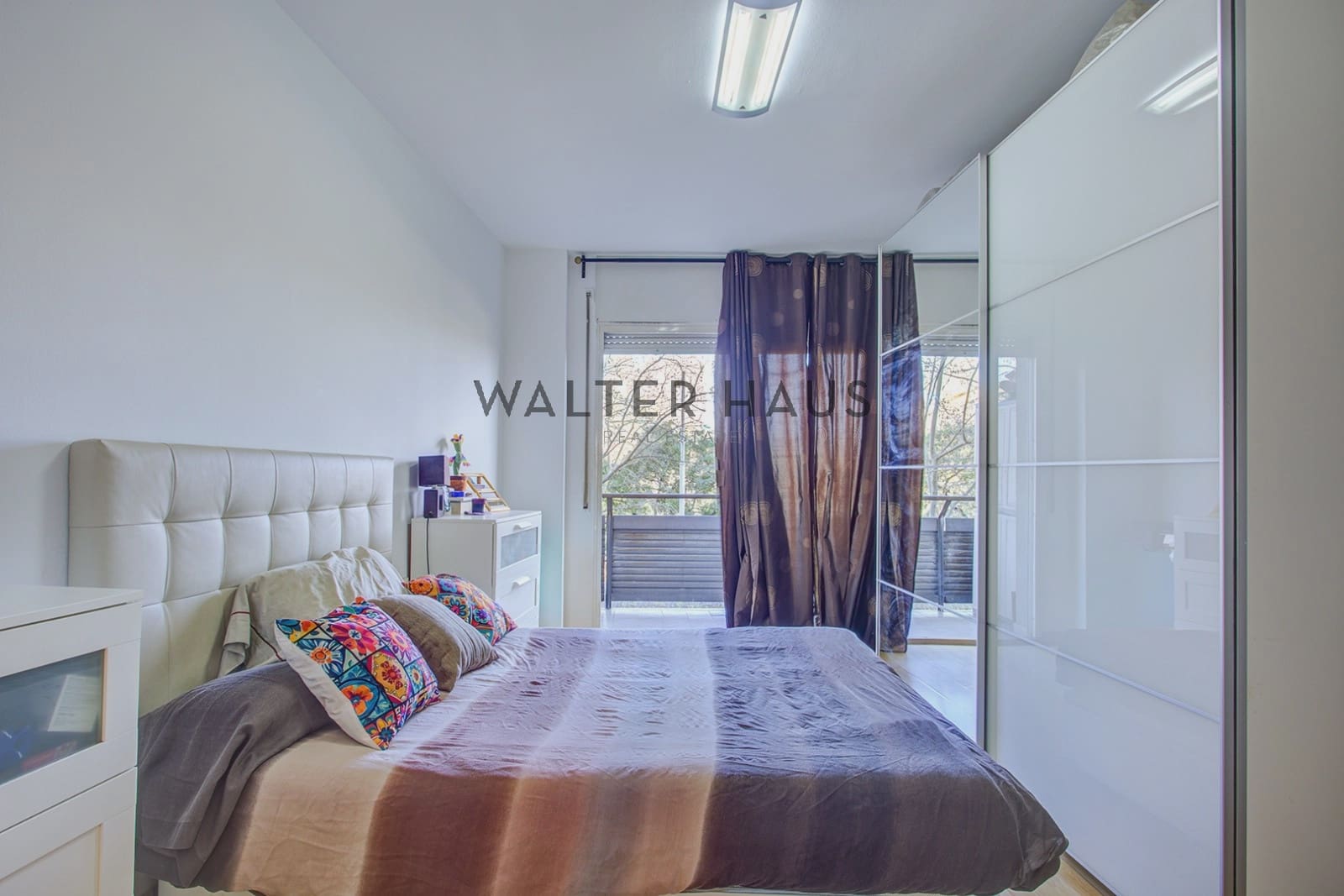 3 bedroom Flat for sale in Barcelona city - € 480,000 (Ref: 9605453)