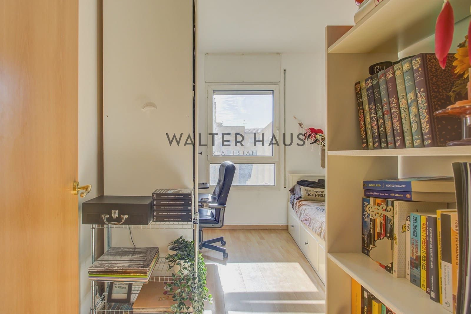 3 bedroom Flat for sale in Barcelona city - € 480,000 (Ref: 9605453)