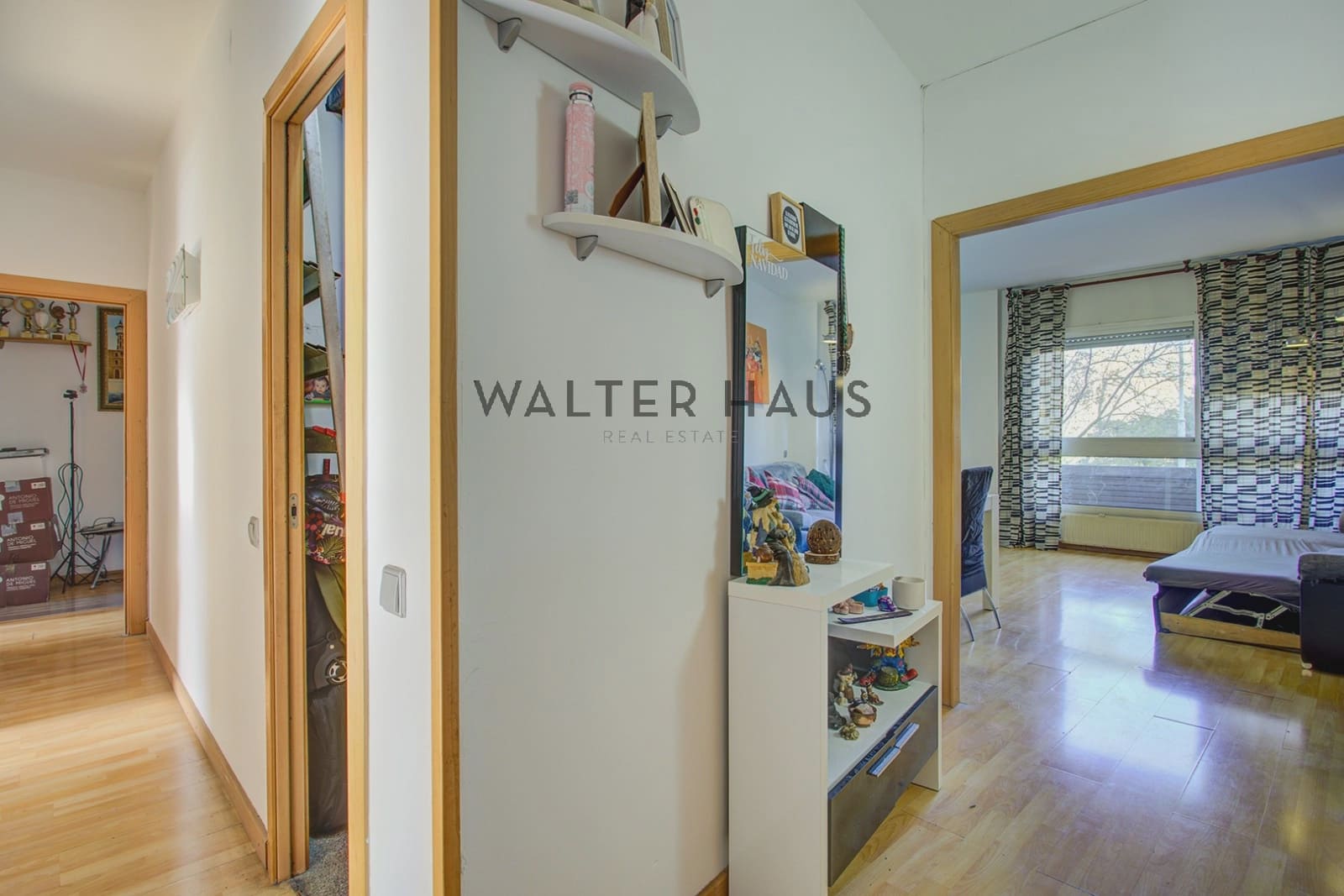 3 bedroom Flat for sale in Barcelona city - € 480,000 (Ref: 9605453)