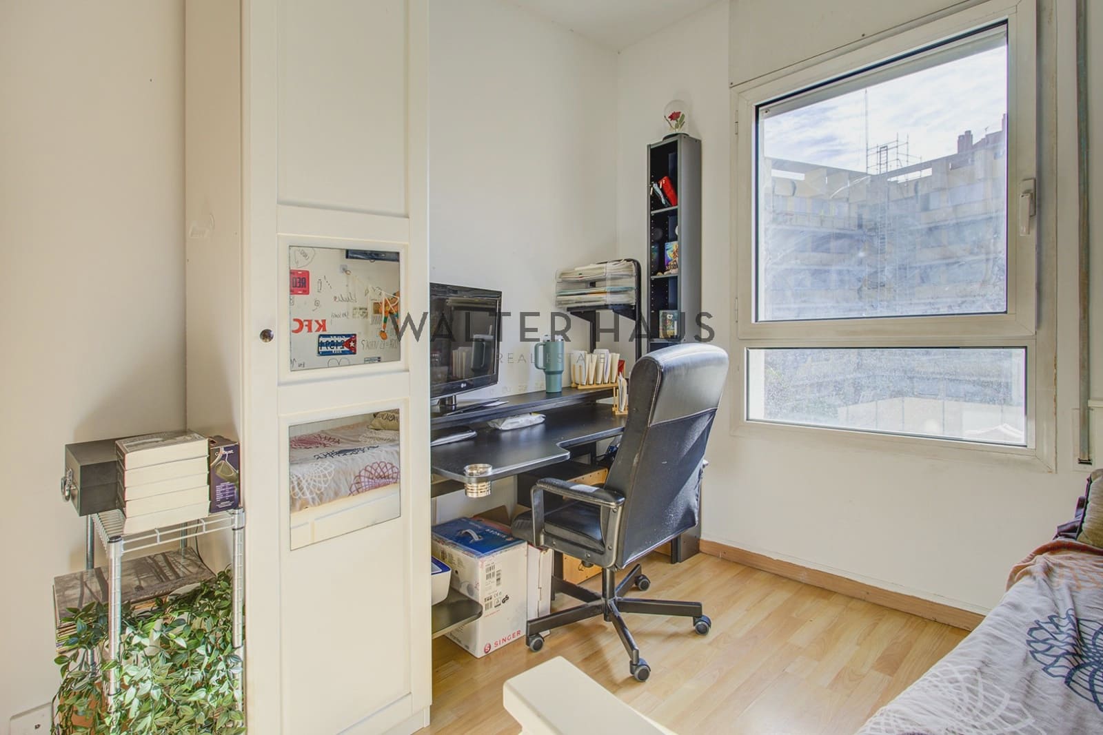 3 bedroom Flat for sale in Barcelona city - € 480,000 (Ref: 9605453)