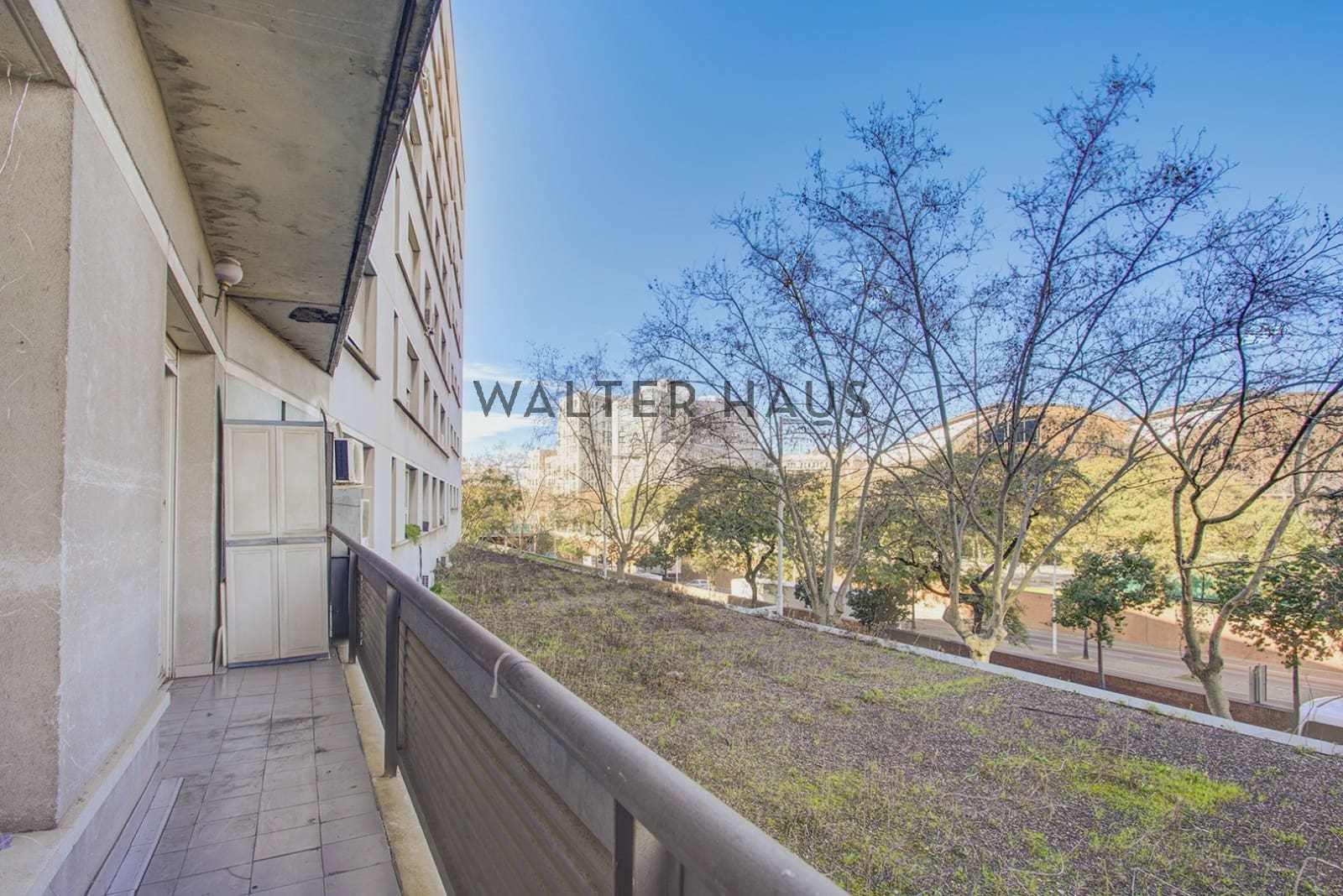 3 bedroom Flat for sale in Barcelona city - € 480,000 (Ref: 9605453)