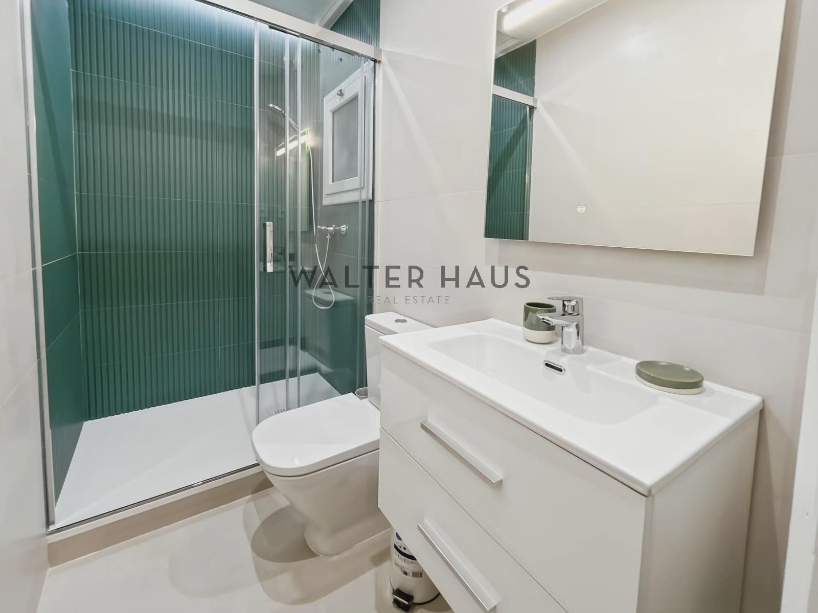 2 sovrum Lägenhet att hyra i Barcelona stad - 1 402 € (Ref: 9606621)