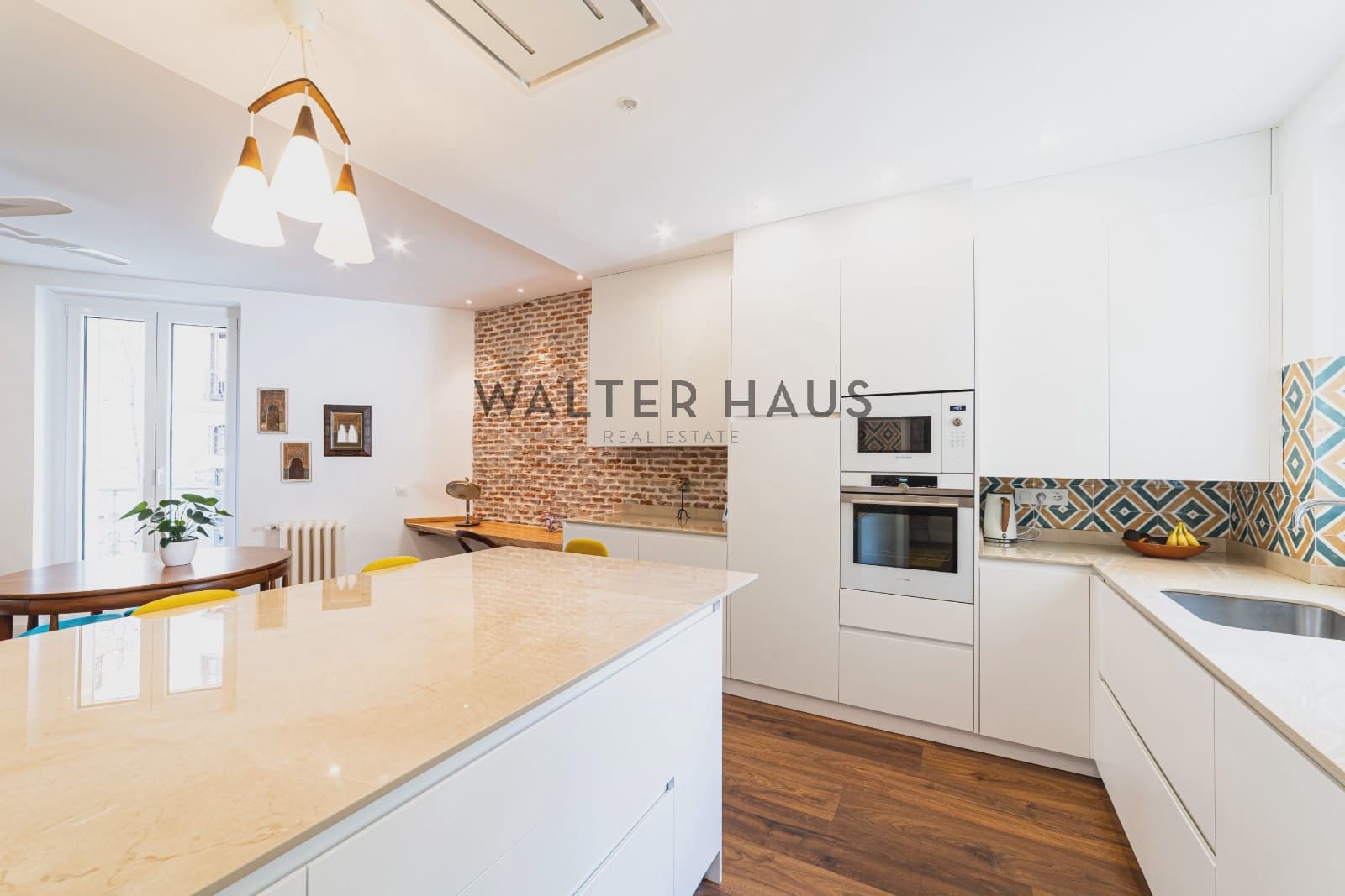 2 soverom Leilighet til salgs i Madrid by med svømmebasseng - € 1 425 000 (Ref: 9607000)