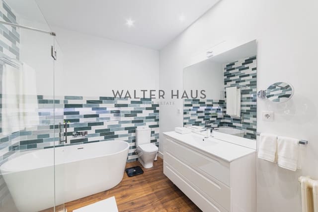 2 soverom Leilighet til salgs i Trafalgar, Madrid by med svømmebasseng - € 1 425 000 (Ref: 9607000)