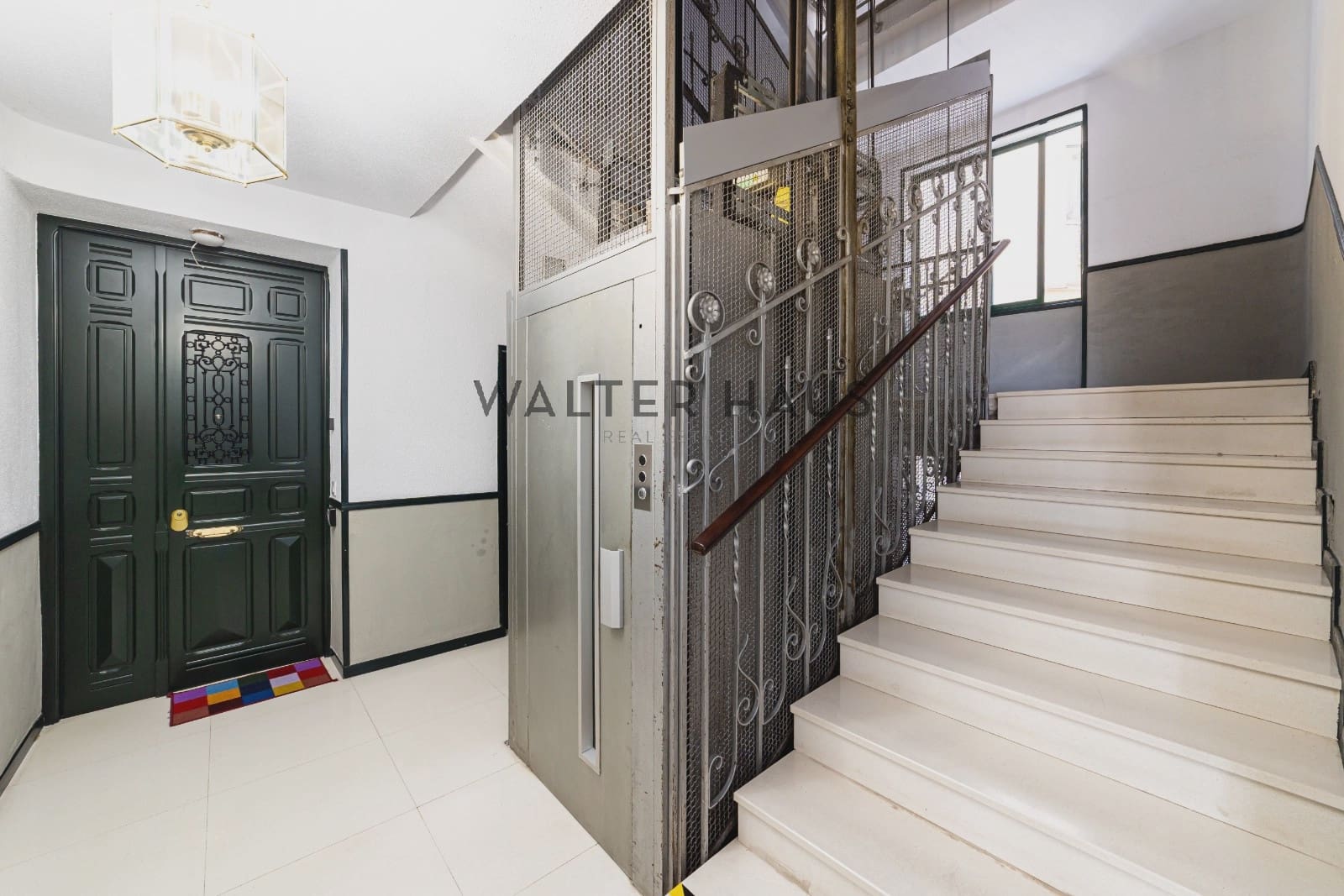 2 soverom Leilighet til salgs i Madrid by med svømmebasseng - € 1 425 000 (Ref: 9607000)