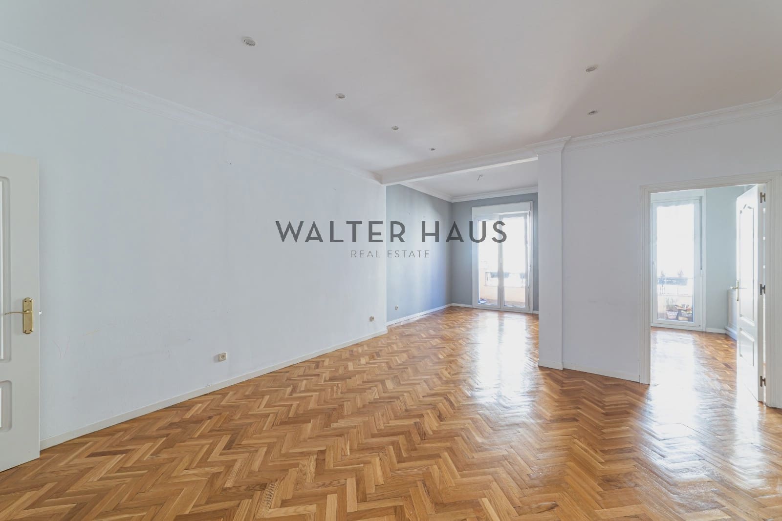 3 bedroom Flat for rent in Madrid city - € 2,850 (Ref: 9618690)