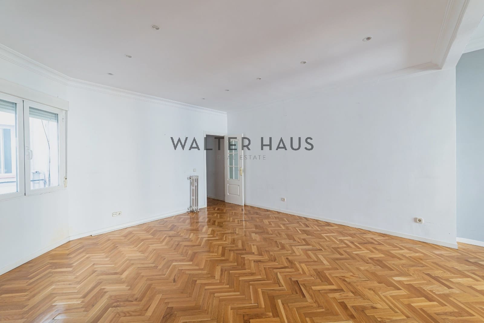 3 bedroom Flat for rent in Madrid city - € 2,850 (Ref: 9618690)