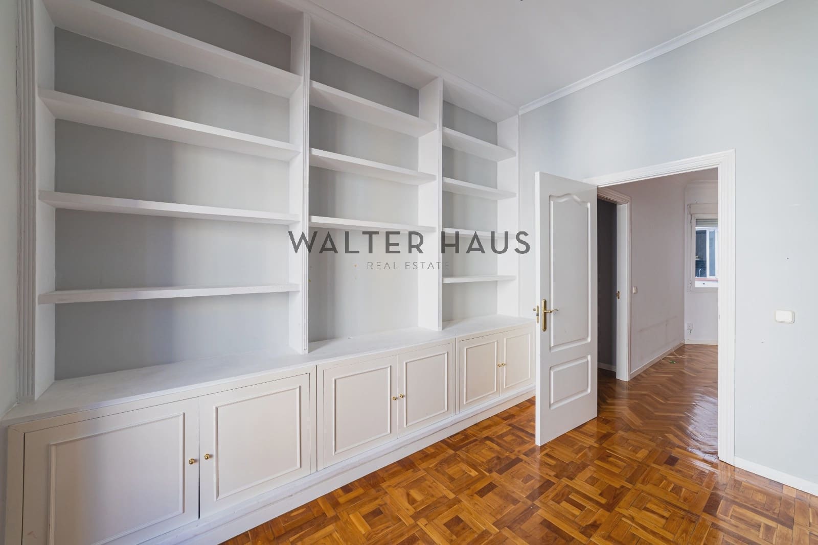 3 bedroom Flat for rent in Madrid city - € 2,850 (Ref: 9618690)