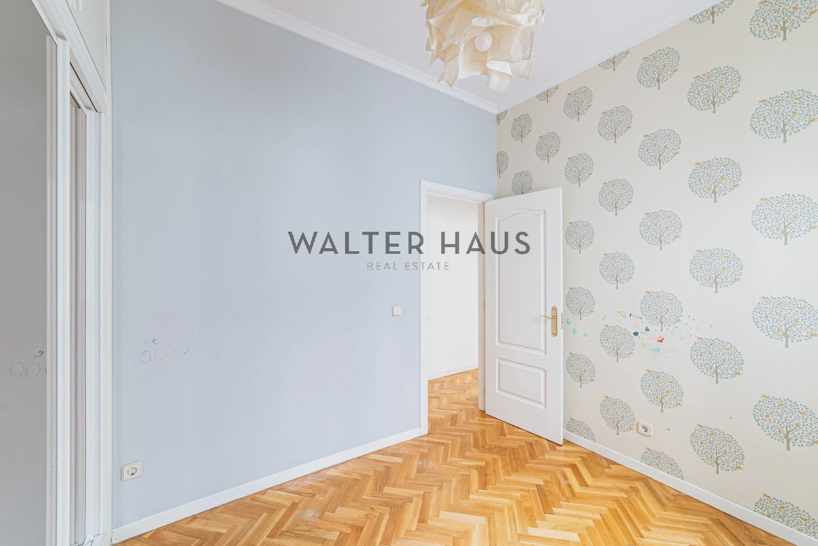 3 bedroom Flat for rent in Madrid city - € 2,850 (Ref: 9618690)