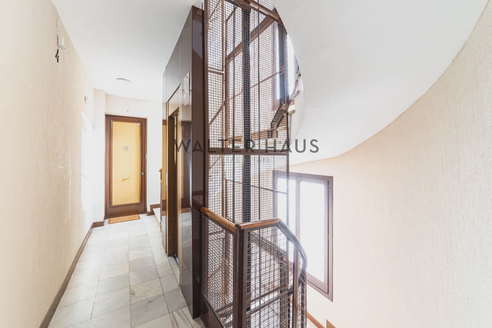 3 bedroom Flat for rent in Madrid city - € 2,850 (Ref: 9618690)