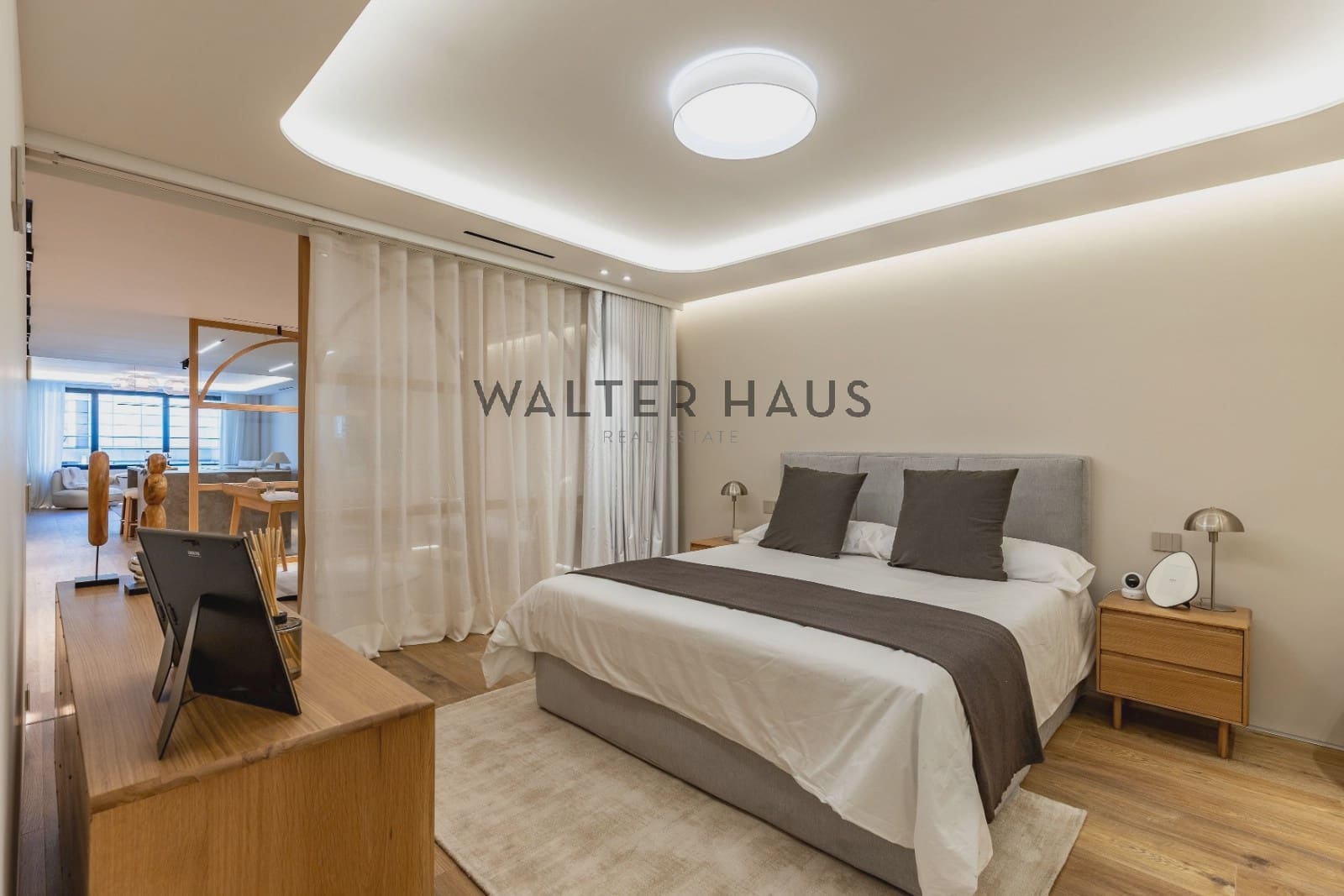 2 slaapkamer Flat te koop in Madrid stad - € 2.487.000 (Ref: 9618692)