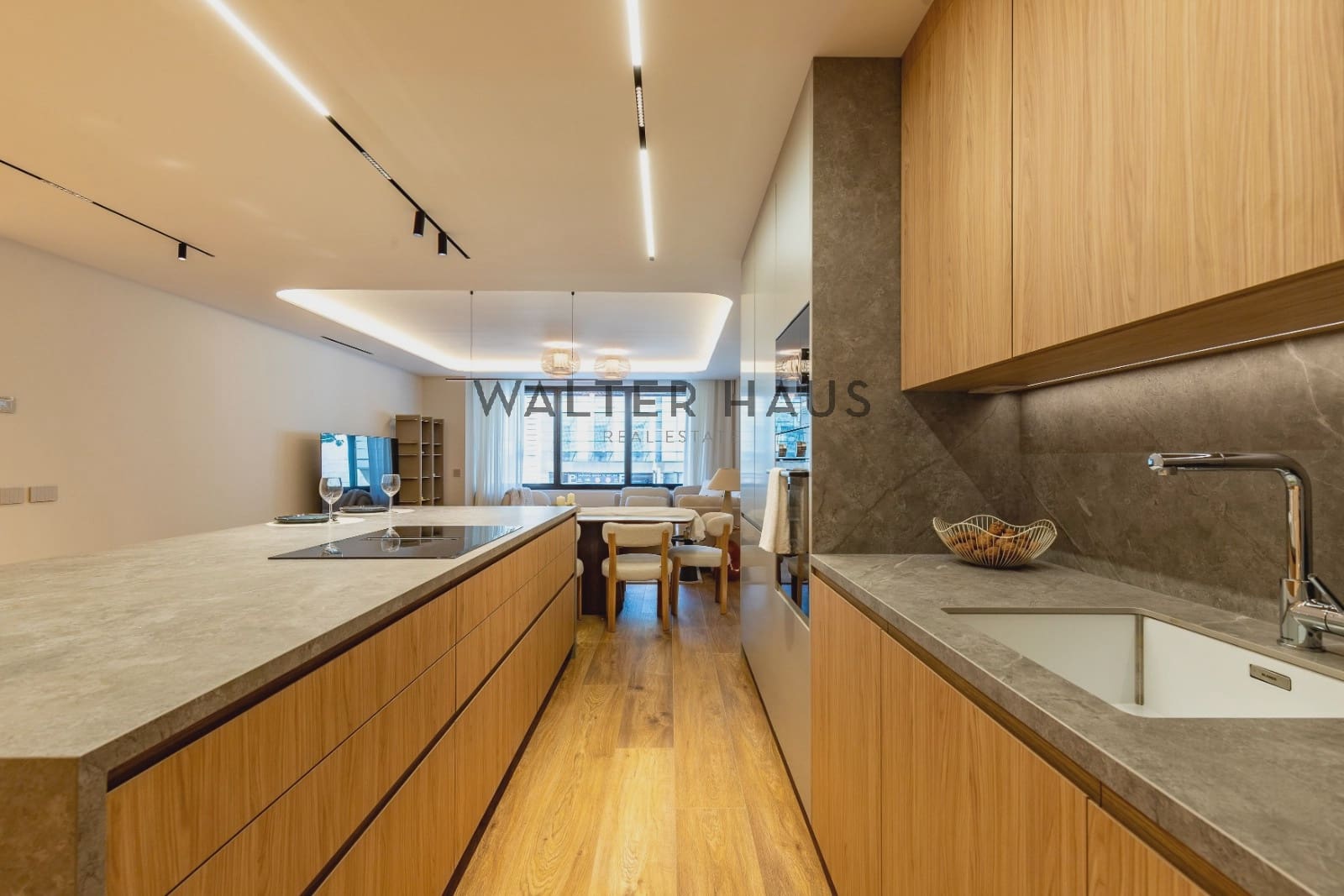 2 slaapkamer Flat te koop in Madrid stad - € 2.487.000 (Ref: 9618692)