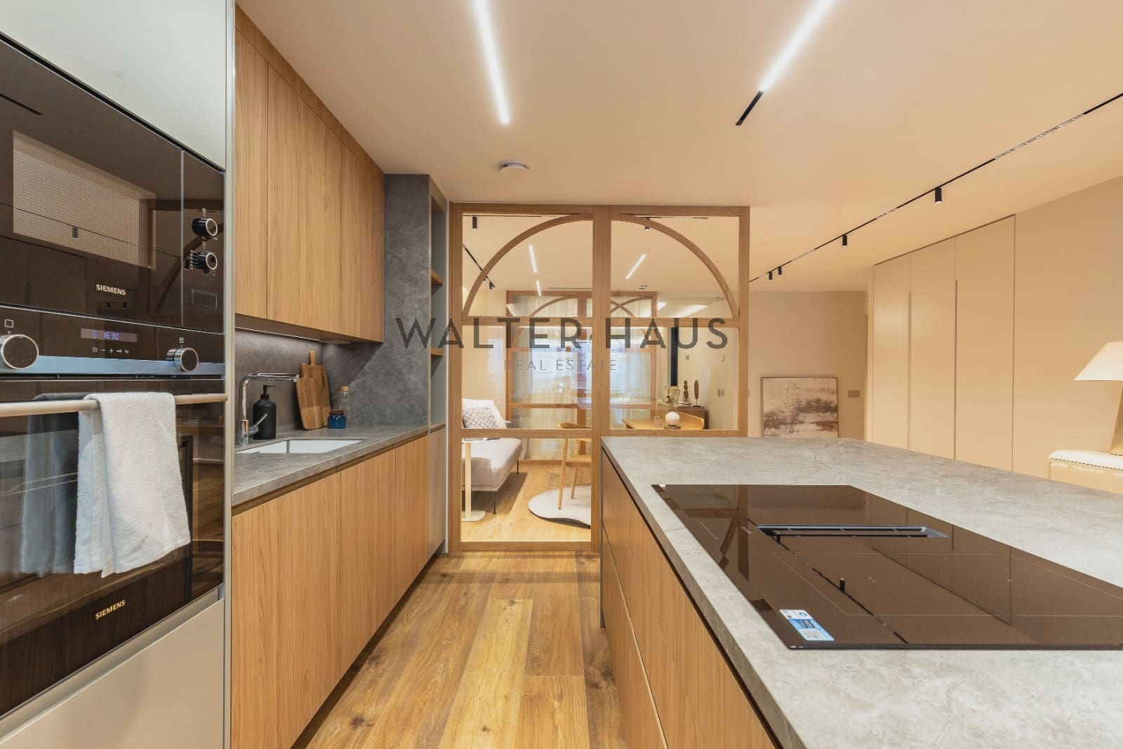 2 slaapkamer Flat te koop in Madrid stad - € 2.487.000 (Ref: 9618692)