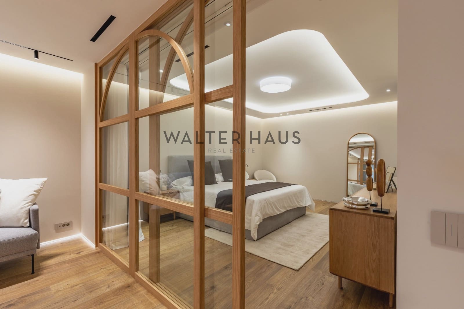 2 slaapkamer Flat te koop in Madrid stad - € 2.487.000 (Ref: 9618692)