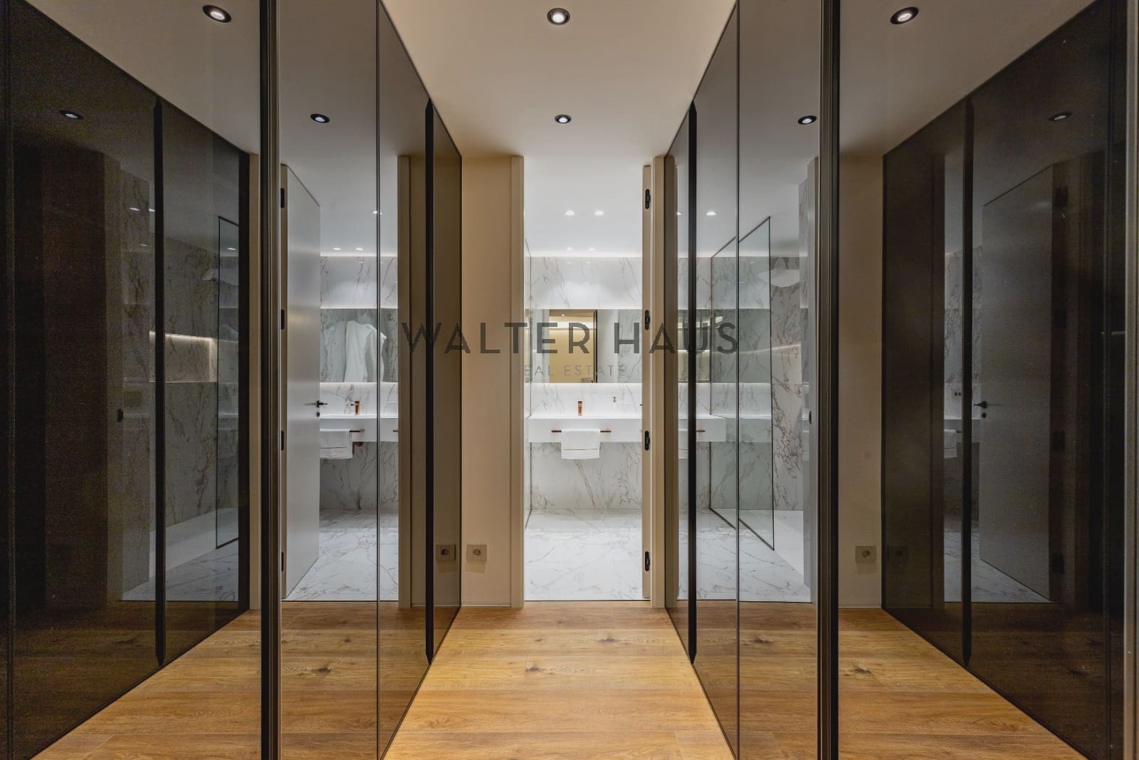2 slaapkamer Flat te koop in Madrid stad - € 2.487.000 (Ref: 9618692)