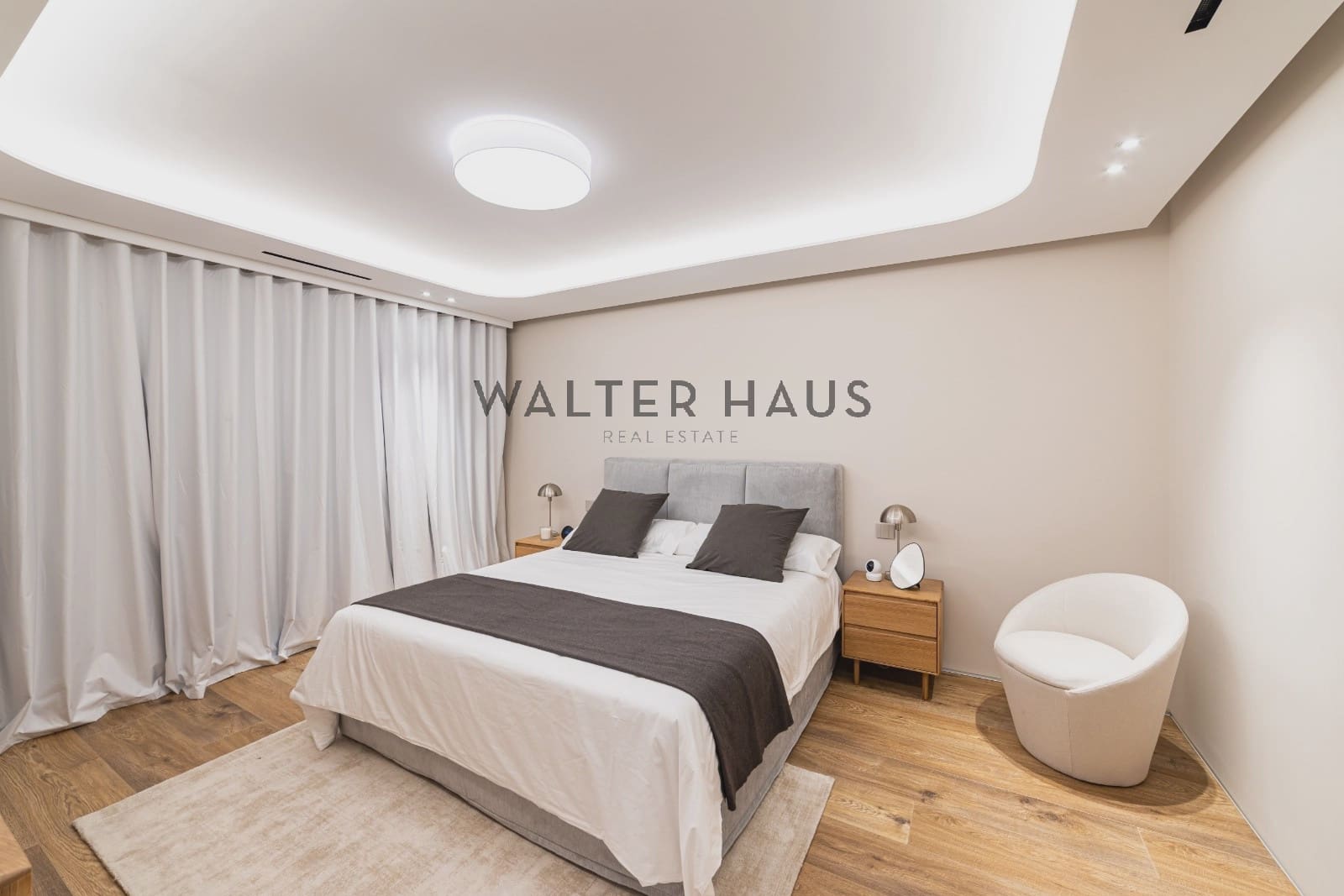 2 bedroom Flat for sale in Madrid city - € 2,487,000 (Ref: 9618692)