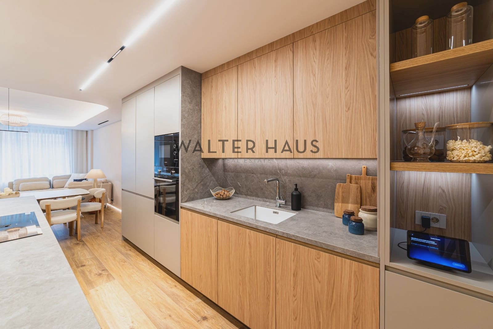 2 bedroom Flat for sale in Madrid city - € 2,487,000 (Ref: 9618692)