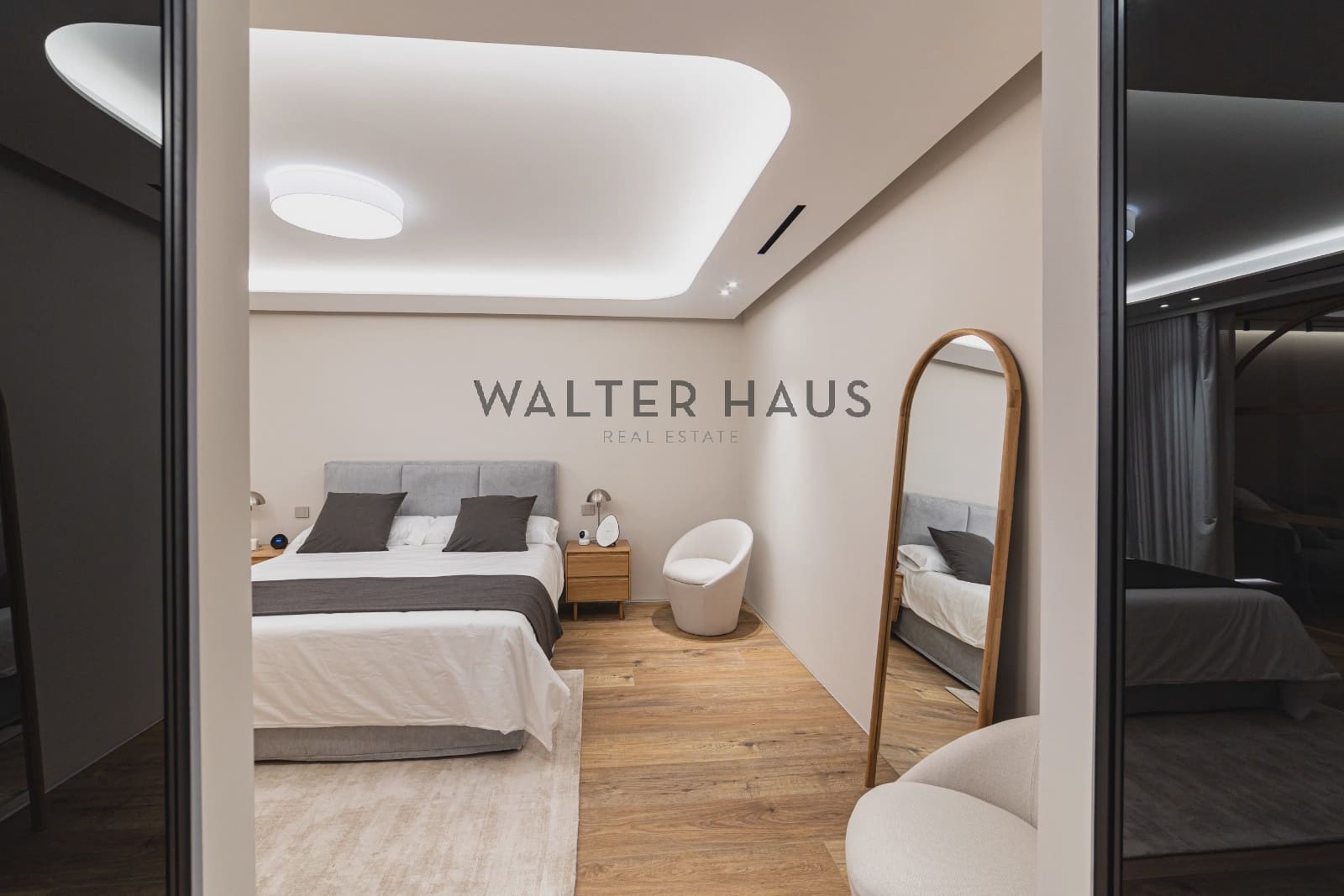 2 bedroom Flat for sale in Madrid city - € 2,487,000 (Ref: 9618692)