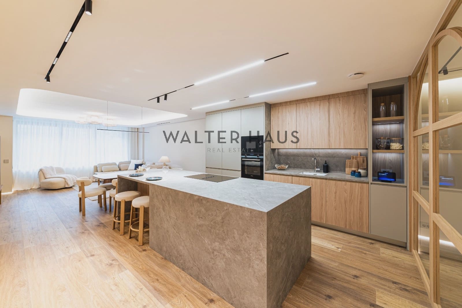 2 bedroom Flat for sale in Madrid city - € 2,487,000 (Ref: 9618692)