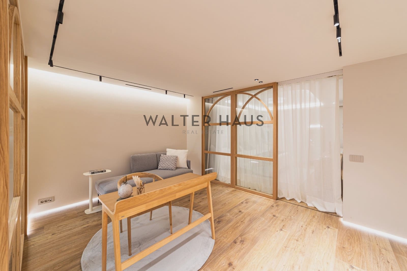 2 bedroom Flat for sale in Madrid city - € 2,487,000 (Ref: 9618692)