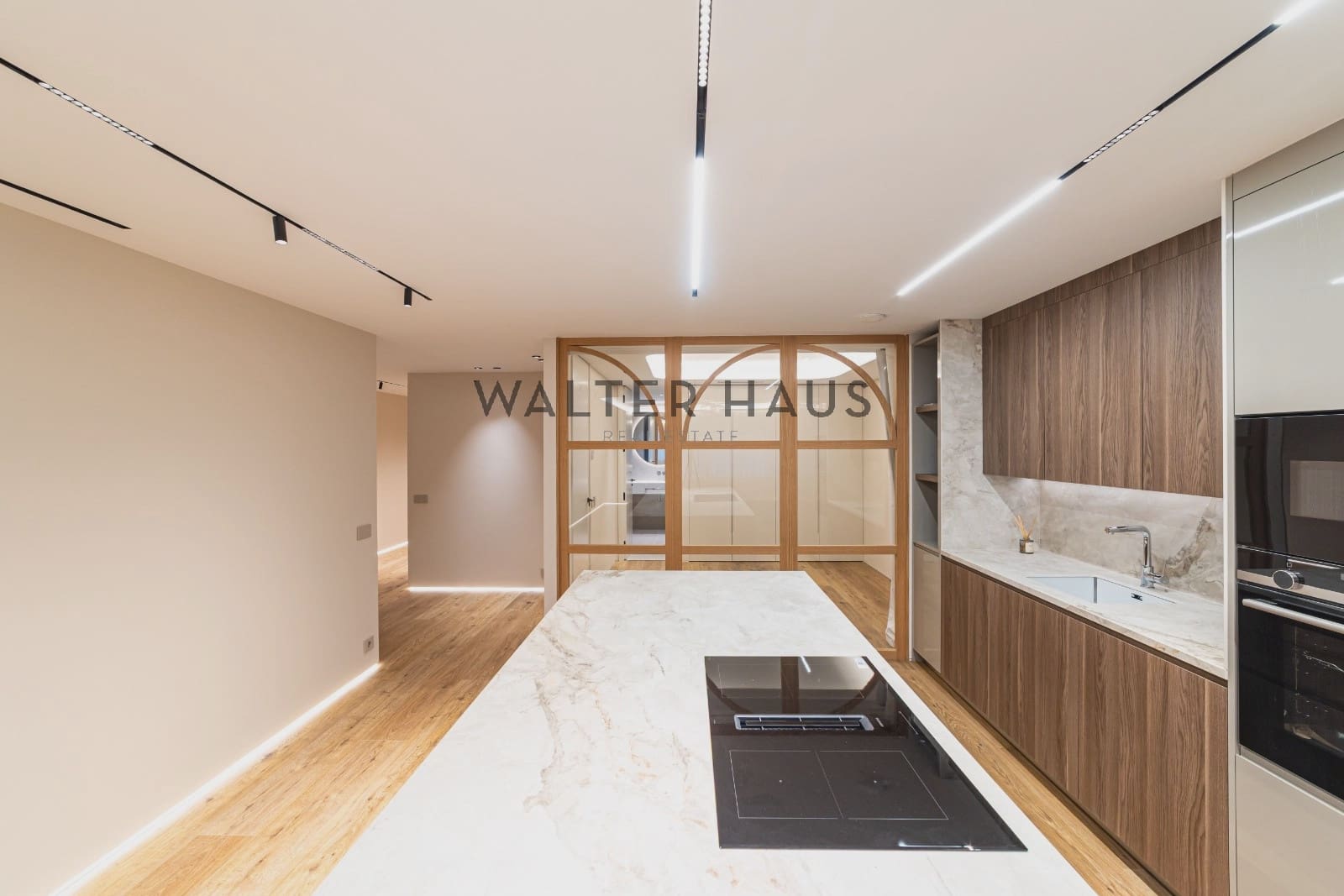 2 bedroom Flat for sale in Madrid city - € 1,995,000 (Ref: 9618693)