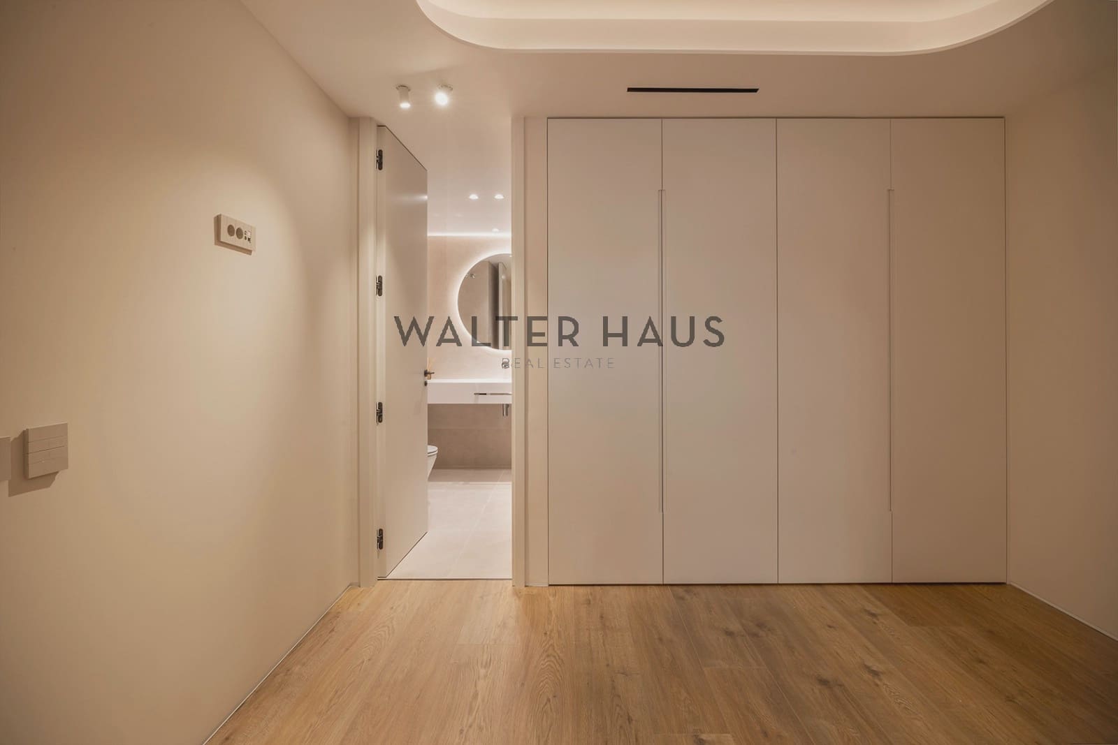 2 bedroom Flat for sale in Madrid city - € 1,995,000 (Ref: 9618693)