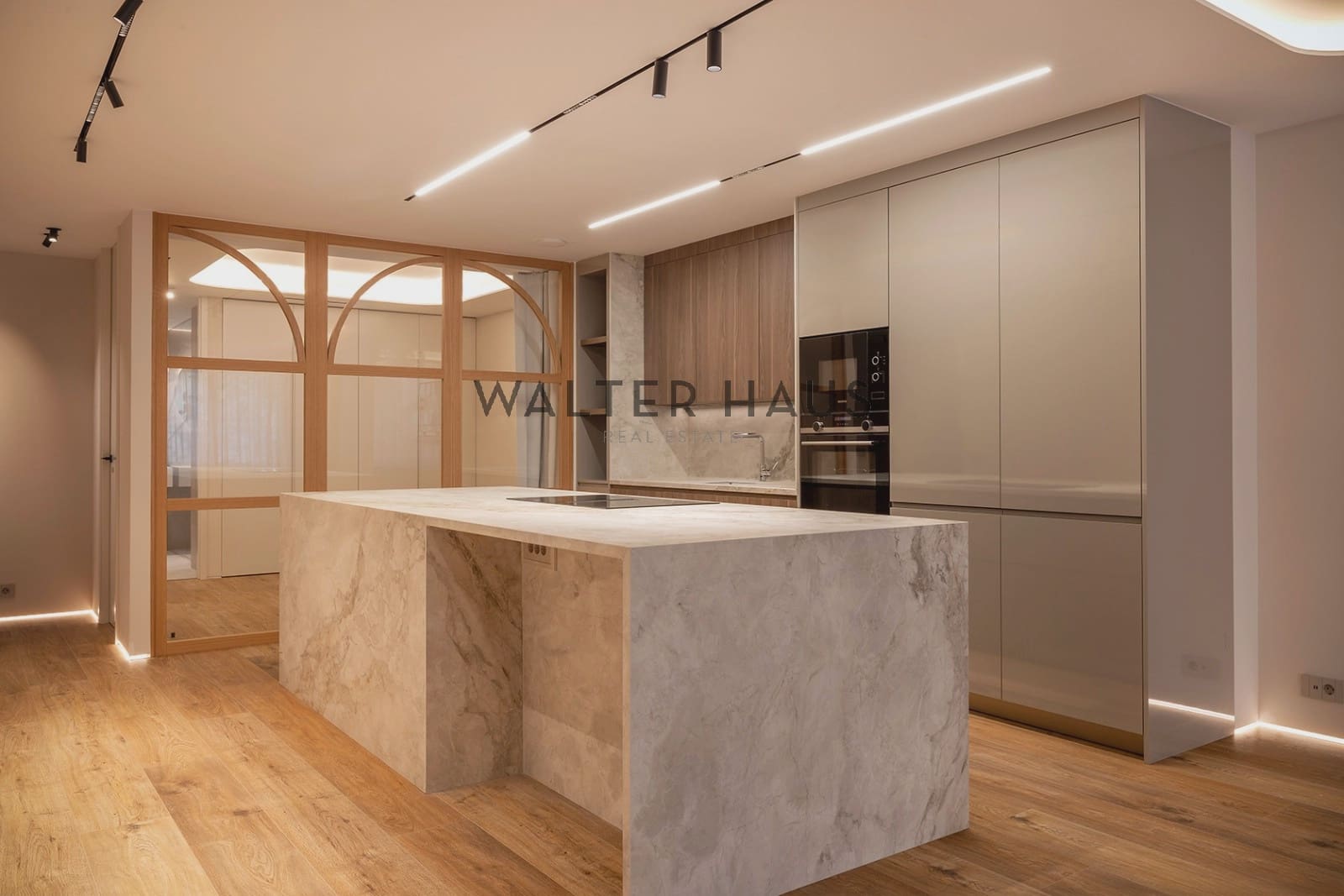 2 bedroom Flat for sale in Madrid city - € 1,995,000 (Ref: 9618693)