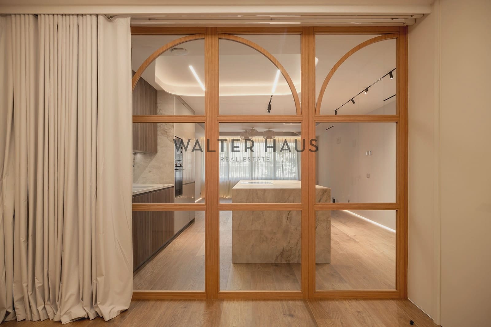 2 bedroom Flat for sale in Madrid city - € 1,995,000 (Ref: 9618693)