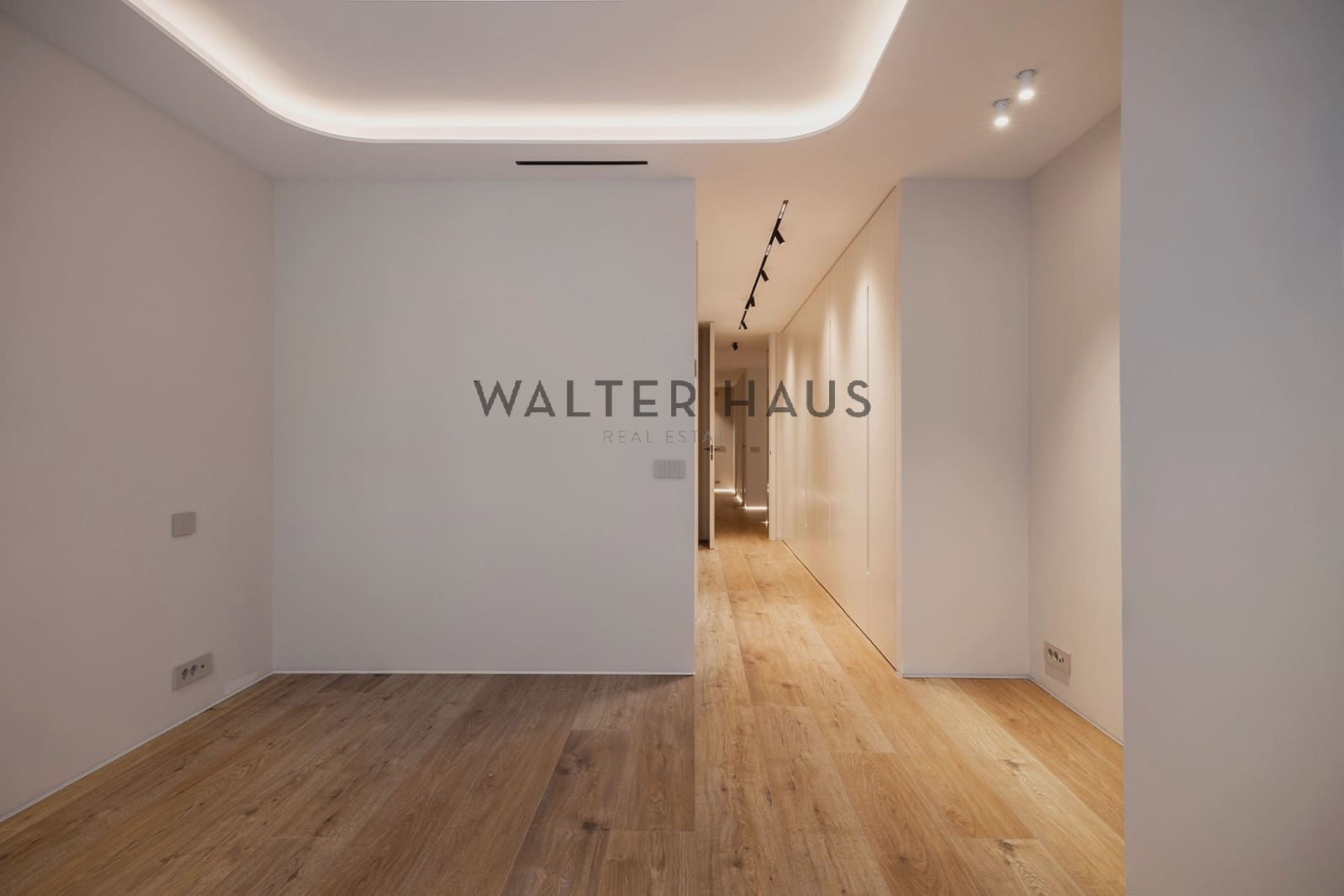 2 bedroom Flat for sale in Madrid city - € 1,995,000 (Ref: 9618693)
