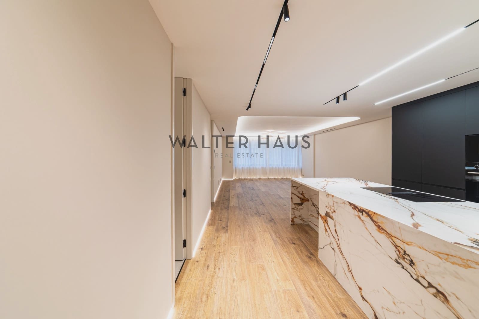 3 bedroom Flat for sale in Madrid city - € 2,695,000 (Ref: 9618694)