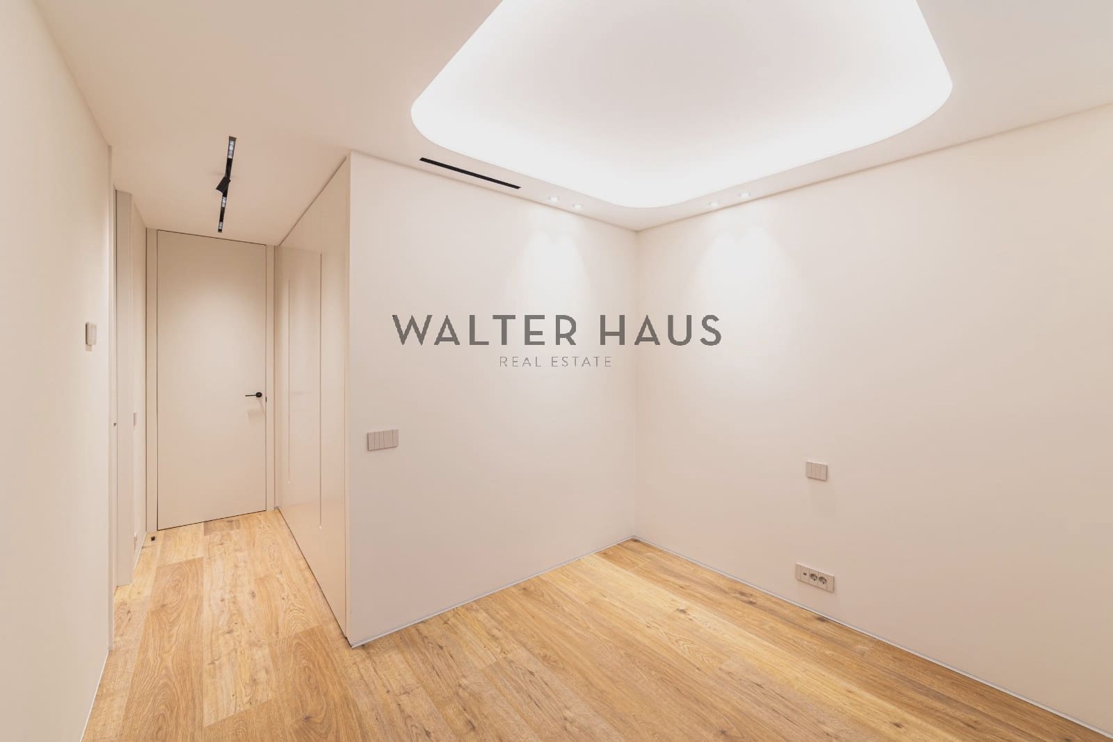 3 bedroom Flat for sale in Madrid city - € 2,695,000 (Ref: 9618694)